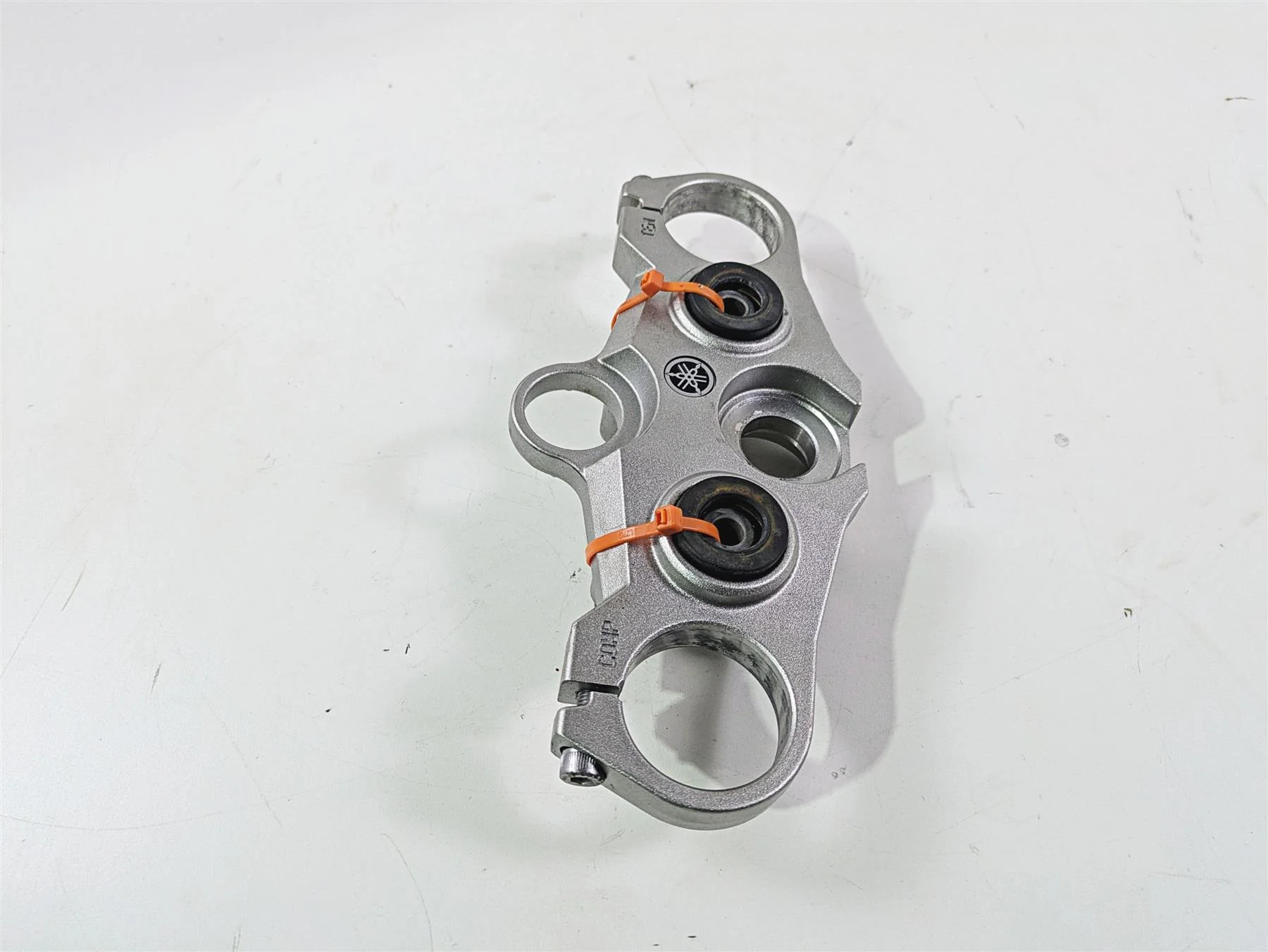 2009 Yamaha FZ1 FZS10 Fazer Upper Triple Tree Clamp 50mm 2D1-23405-11-00 - Image 3