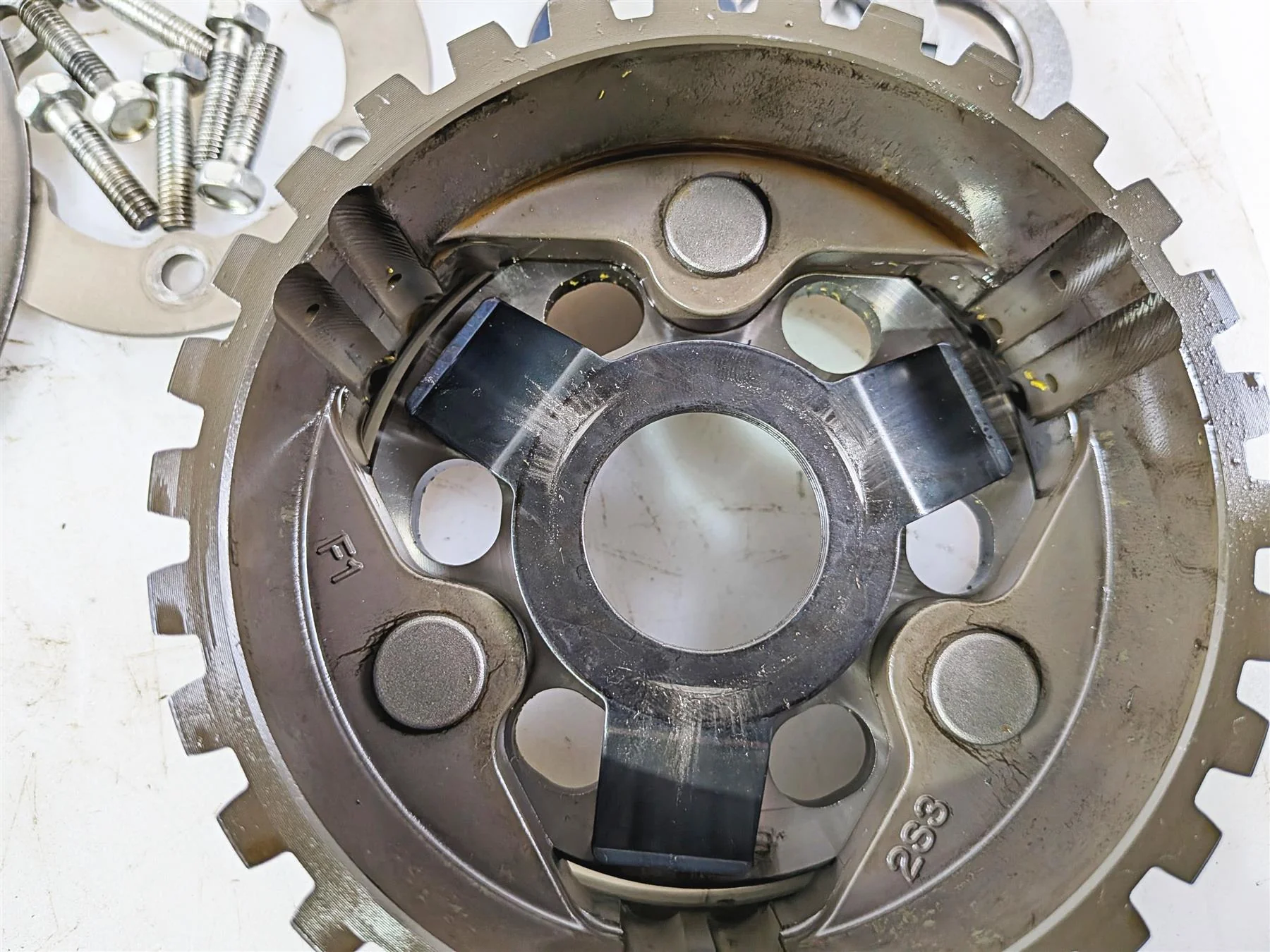 2009 Yamaha VMX17 V-Max 1700 Clutch Pressure Plate Disc Set 2S3-16150-00 - Image 4