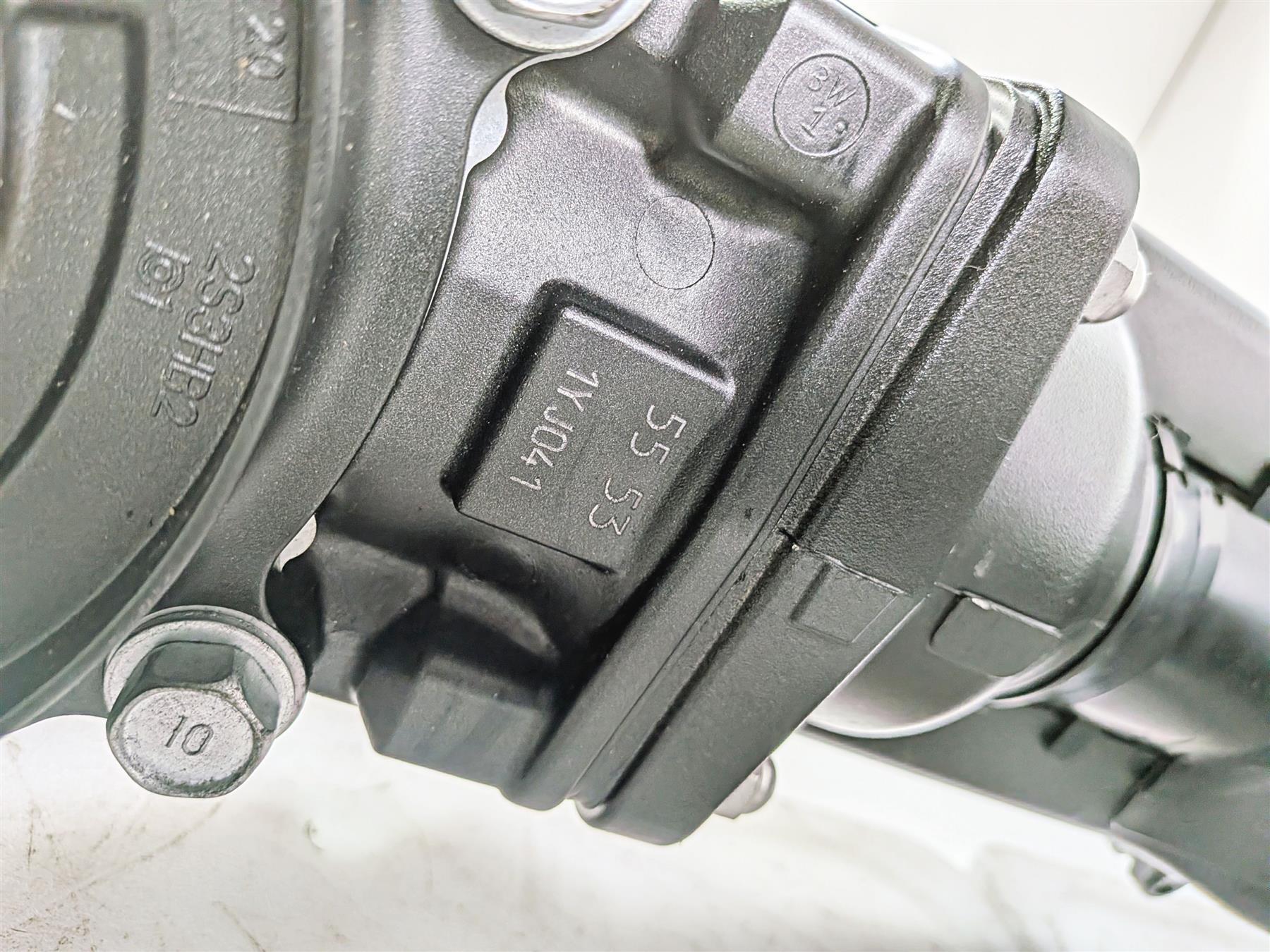 2009 Yamaha VMX17 V-Max 1700 Differential Drive Shaft Swingarm 2S3-46101-00-00 - Image 14