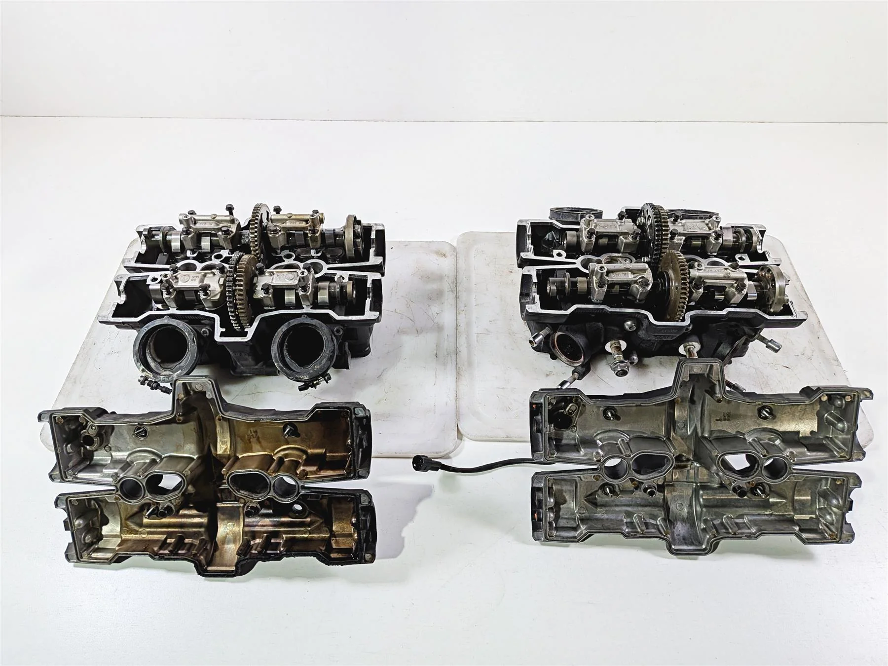 2009 Yamaha VMX17 V-Max 1700 Engine Cylinder Head Set - Read 2S3-11103-09 - Image 10