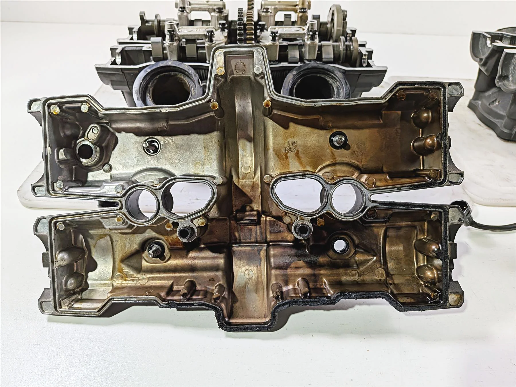 2009 Yamaha VMX17 V-Max 1700 Engine Cylinder Head Set - Read 2S3-11103-09 - Image 11