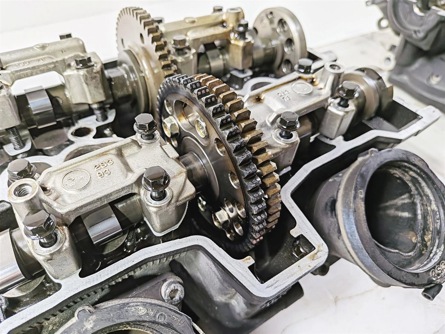 2009 Yamaha VMX17 V-Max 1700 Engine Cylinder Head Set - Read 2S3-11103-09 - Image 15