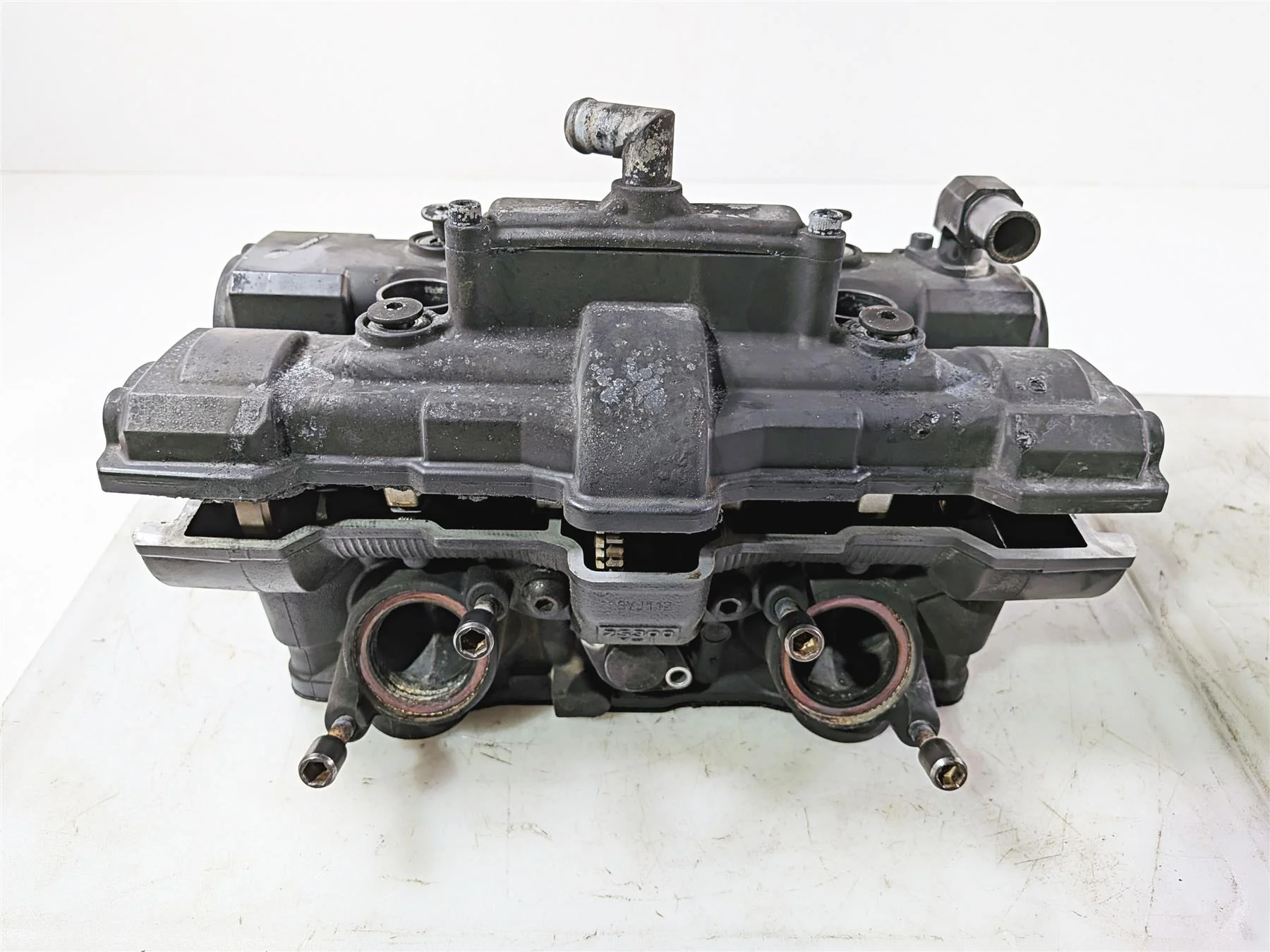 2009 Yamaha VMX17 V-Max 1700 Engine Cylinder Head Set - Read 2S3-11103-09 - Image 6