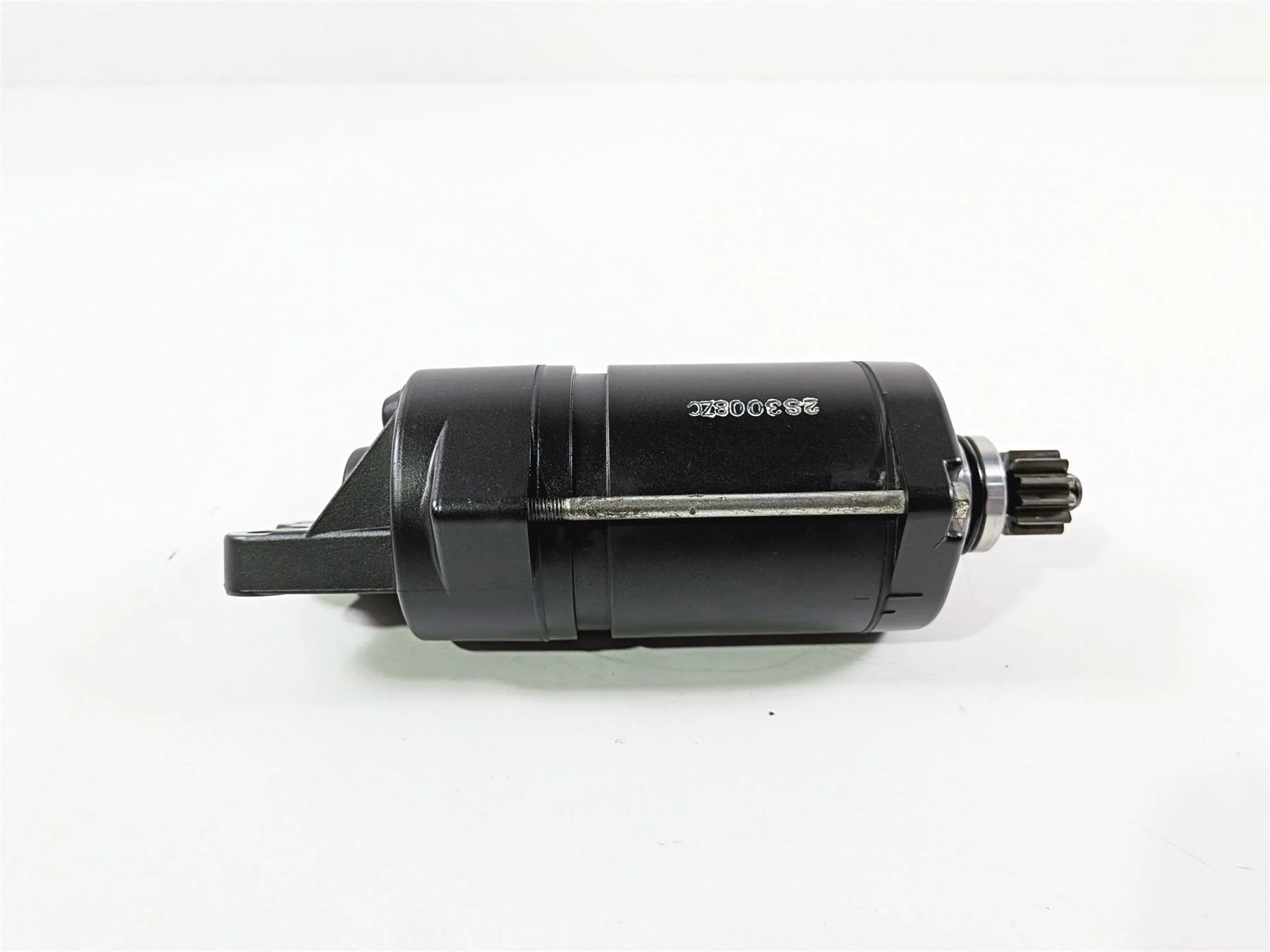 2009 Yamaha VMX17 V-Max 1700 Engine Starter Motor - Tested 2S3-81890-00 - Image 4