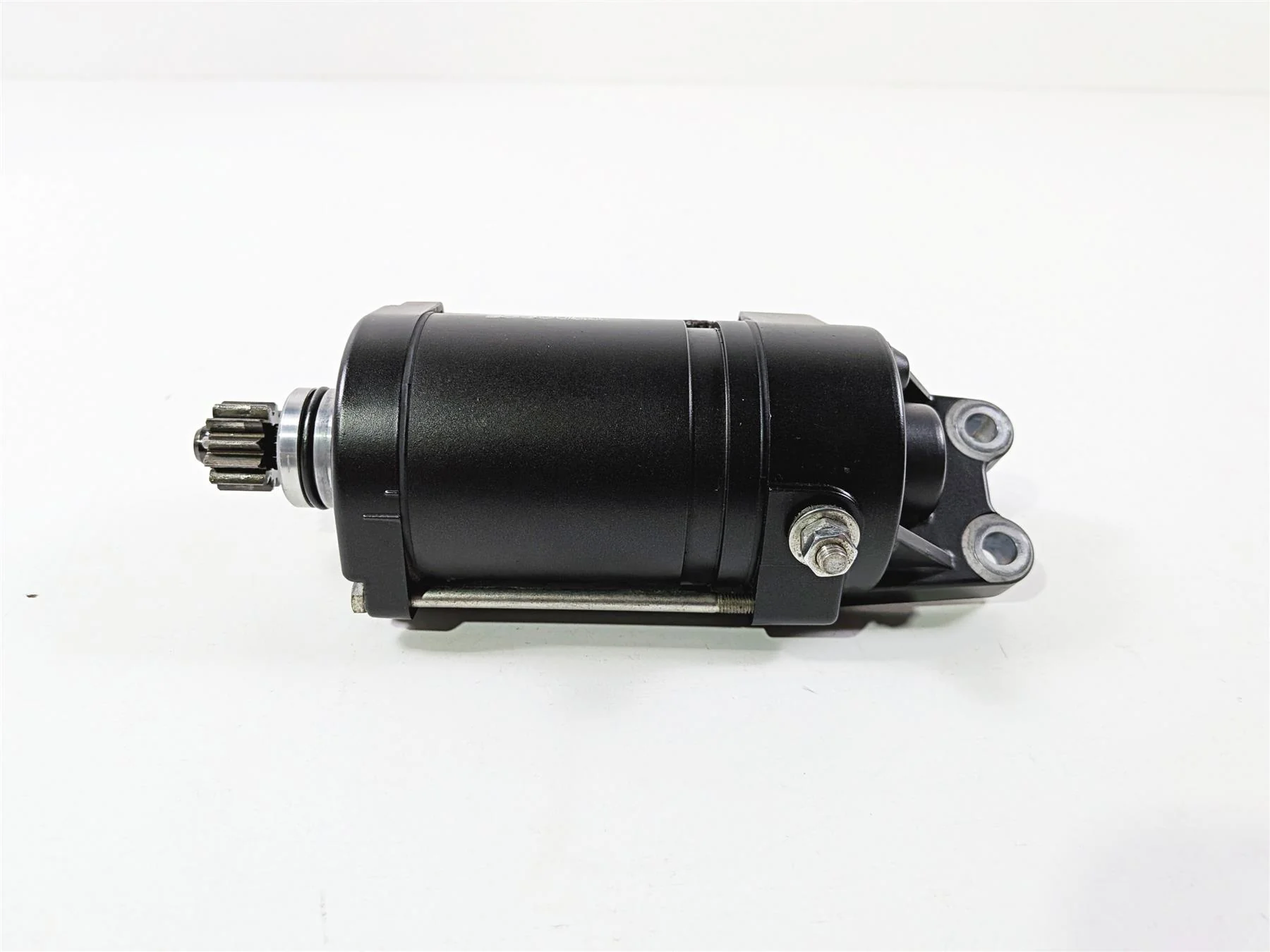 2009 Yamaha VMX17 V-Max 1700 Engine Starter Motor - Tested 2S3-81890-00 - Image 6