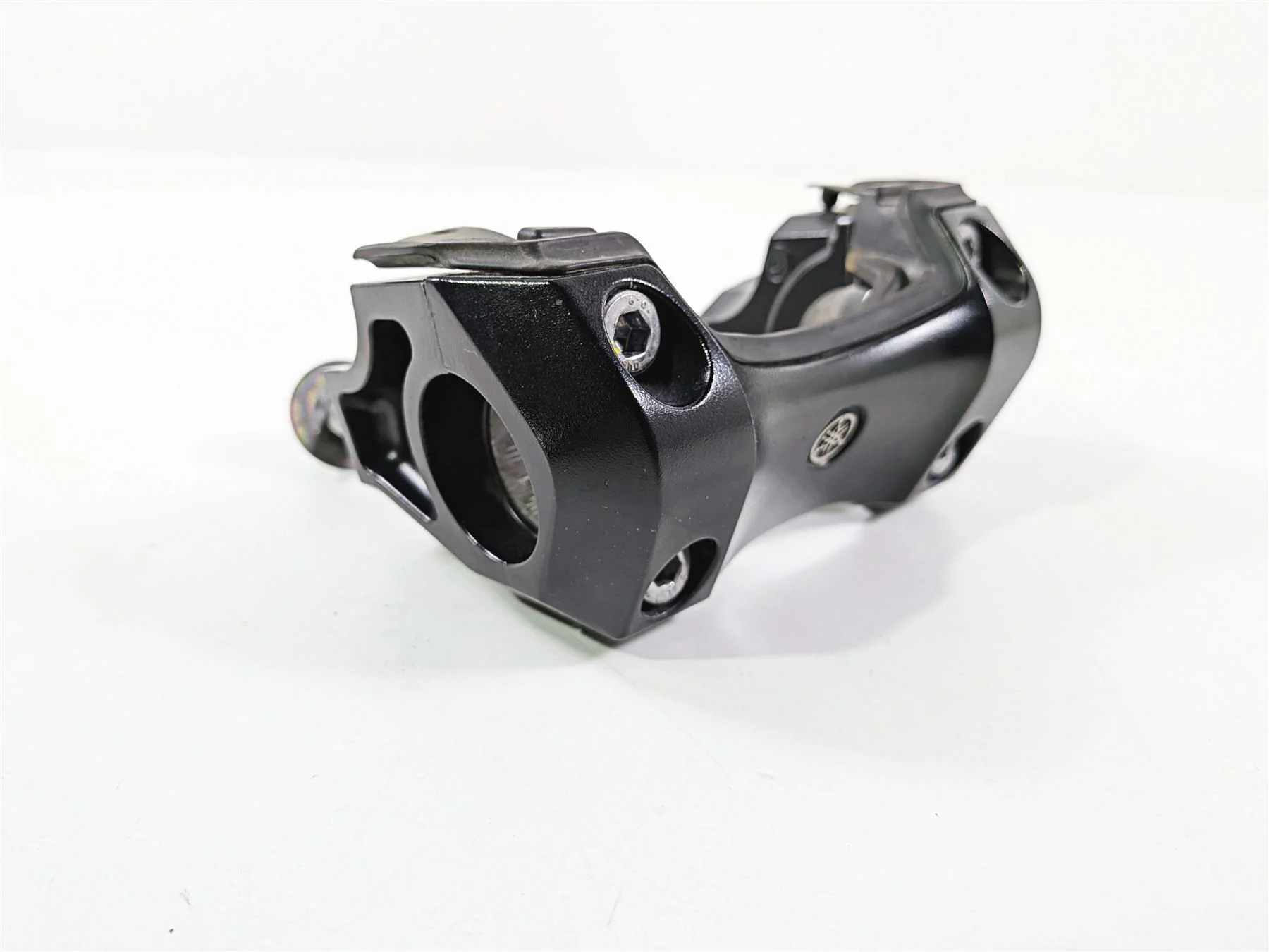 2009 Yamaha VMX17 V-Max 1700 Handlebar Riser Holder Set 2" 2S3-23441-00-00 - Image 13