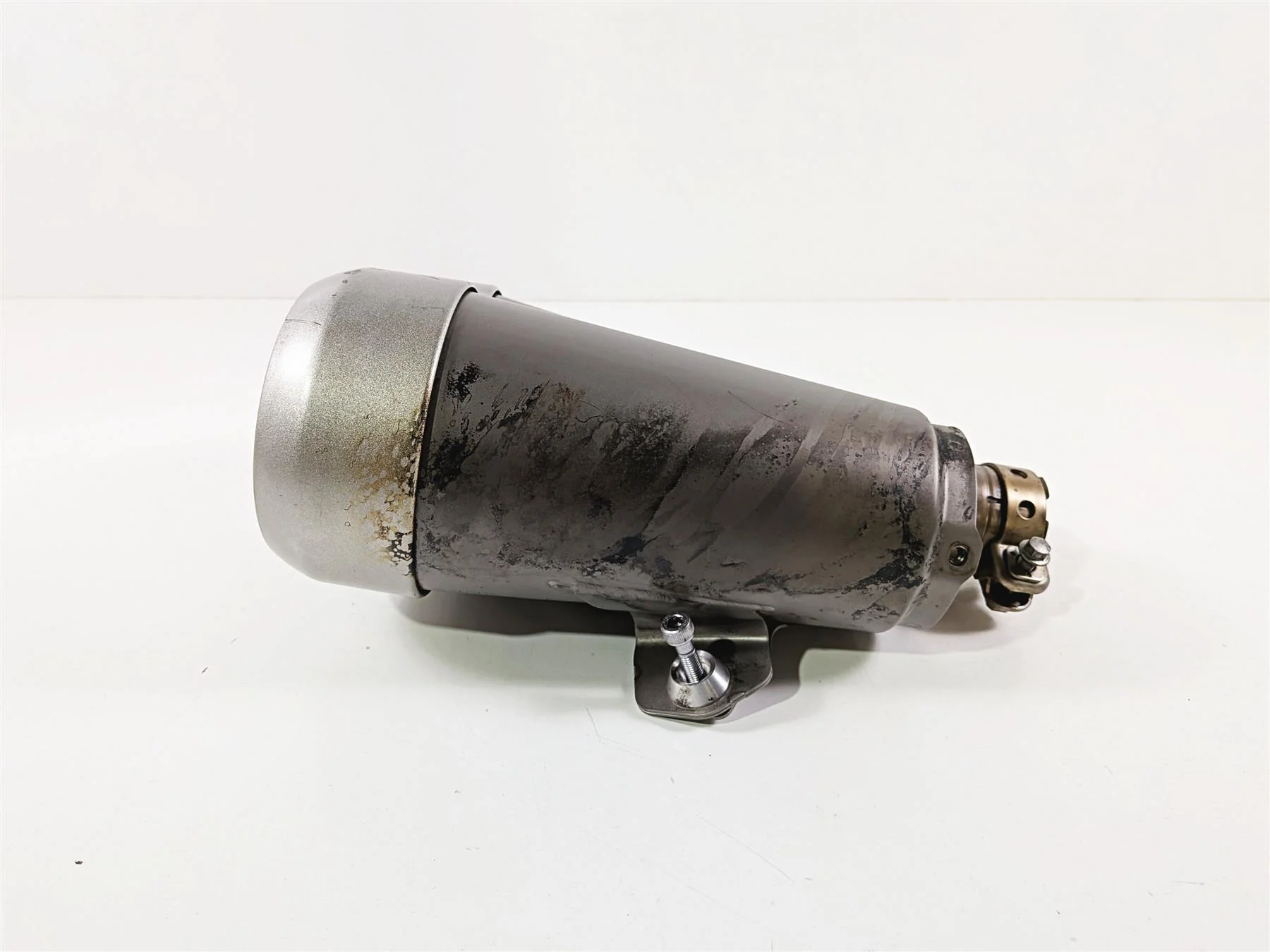 2009 Yamaha VMX17 V-Max 1700 Left Exhaust Pipe Muffler 2S3-14710-00-00 - Image 4