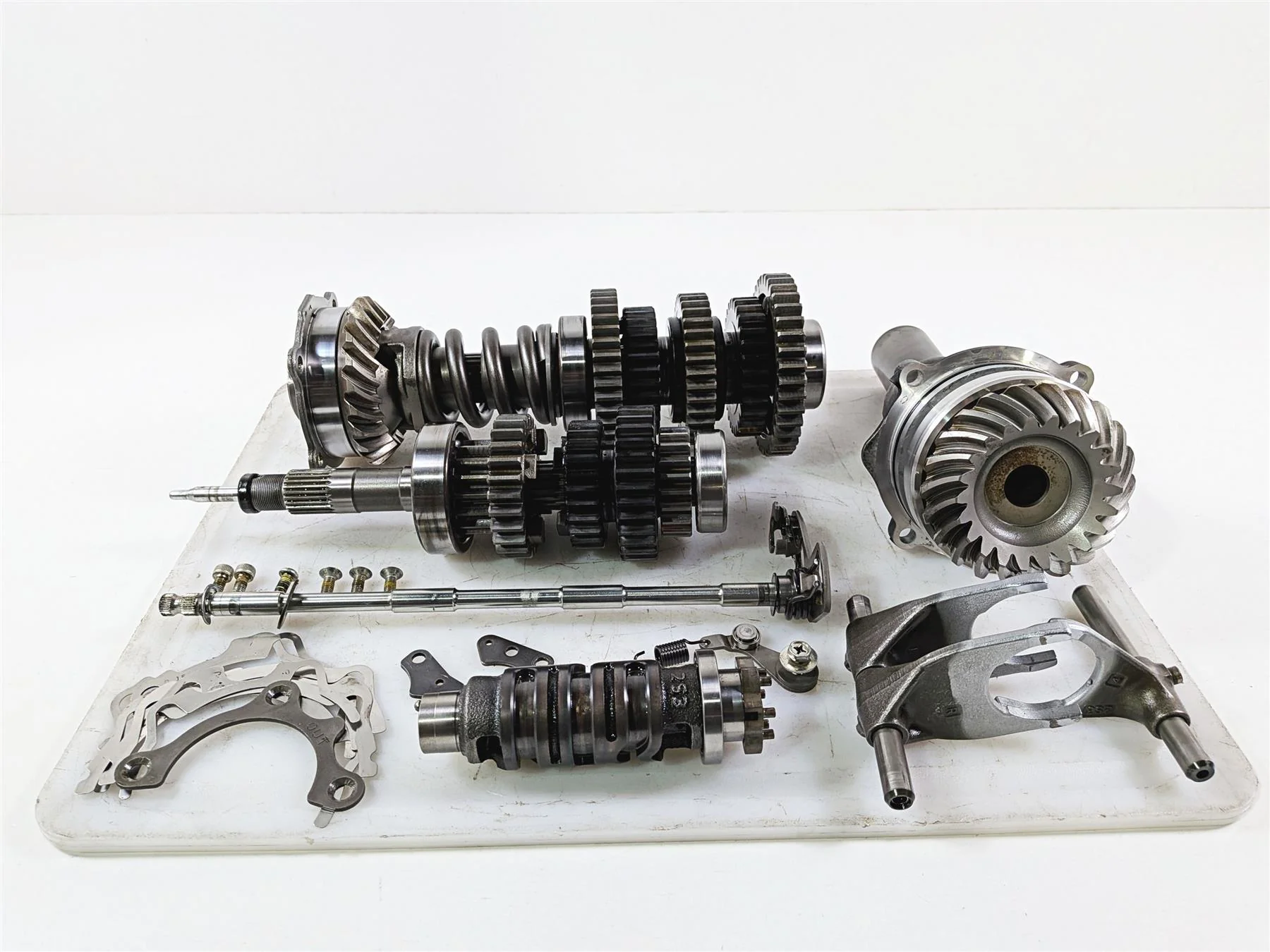 2009 Yamaha VMX17 V-Max 1700 Transmission & Middle Gear Set 2S3-Y1754-00 - Image 3