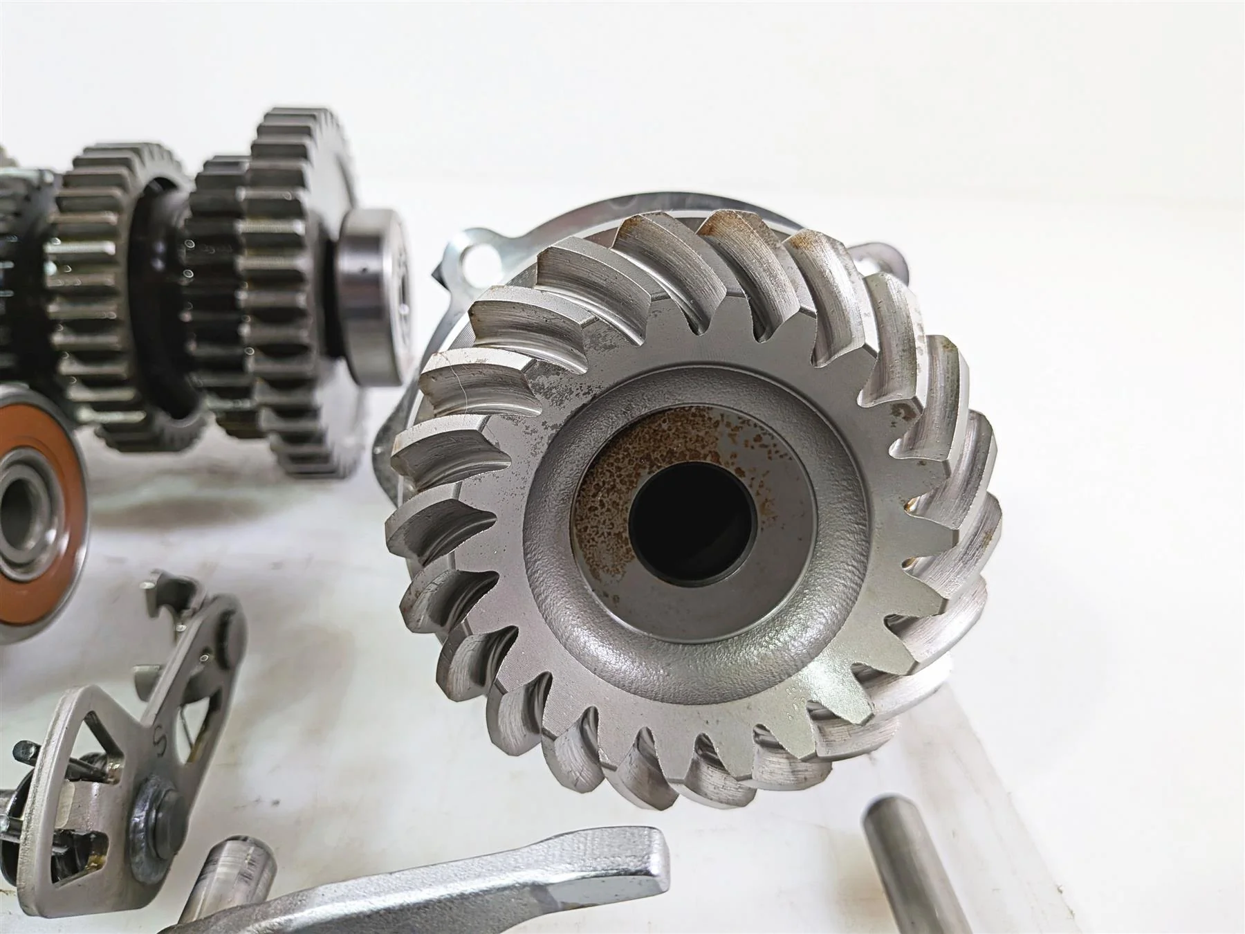 2009 Yamaha VMX17 V-Max 1700 Transmission & Middle Gear Set 2S3-Y1754-00 - Image 4