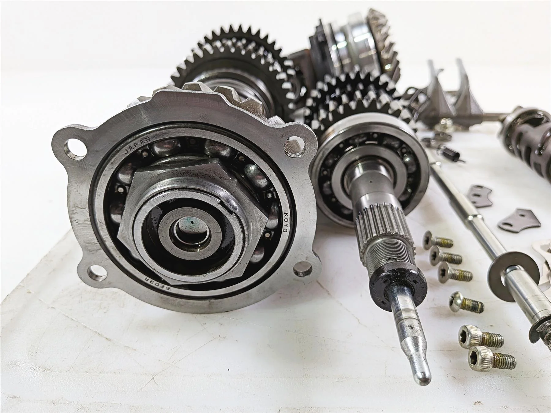 2009 Yamaha VMX17 V-Max 1700 Transmission & Middle Gear Set 2S3-Y1754-00 - Image 9