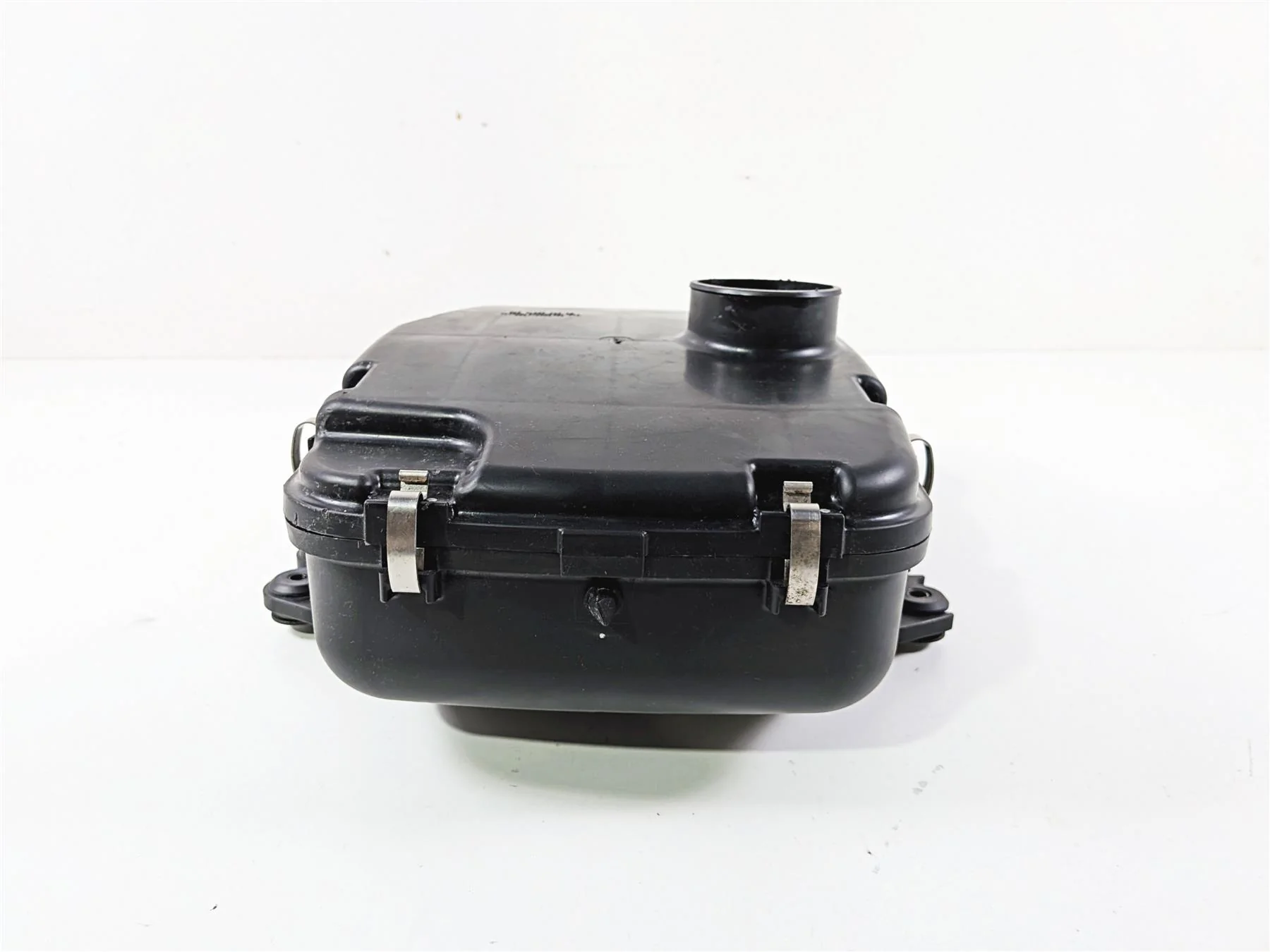 2009 Yamaha Waverunner FX1800 Cruiser Air Filter Box Cleaner 6S5-E4410-00-00 - Image 3