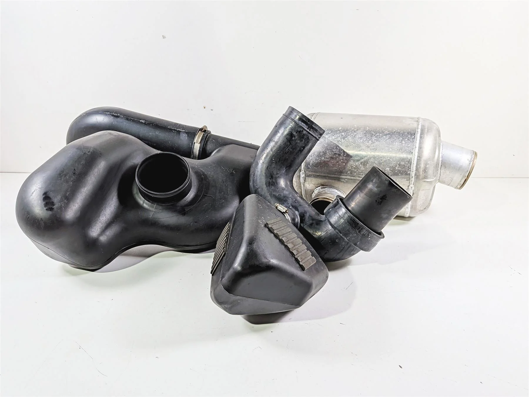 2009 Yamaha Waverunner FX1800 Cruiser Exhaust Muffler & Resonator F1W-U7550-00 - Image 12