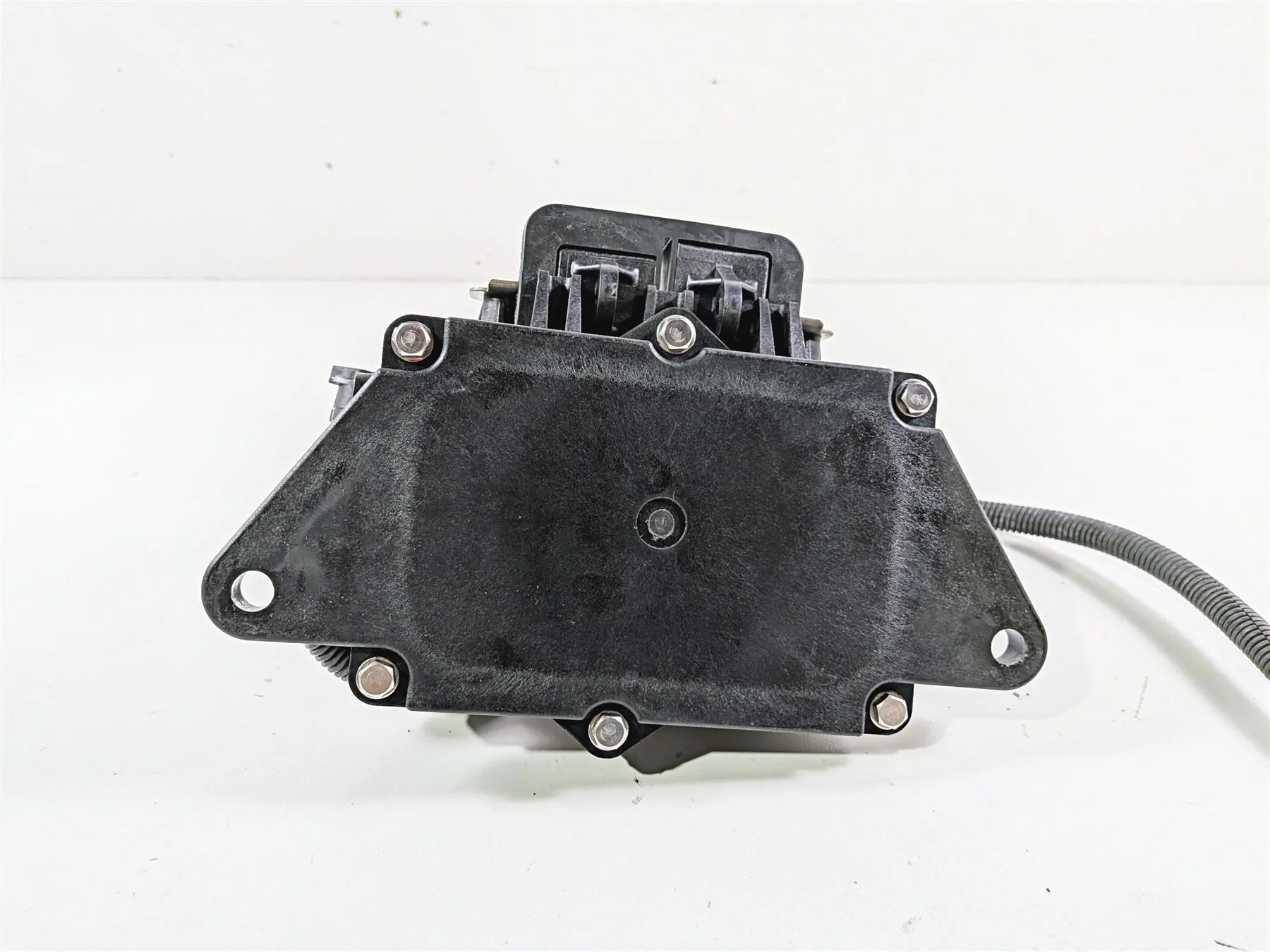2009 Yamaha Waverunner FX1800 Cruiser Fuse Box Panel Unit 6S5-82170-00-00 - Image 6