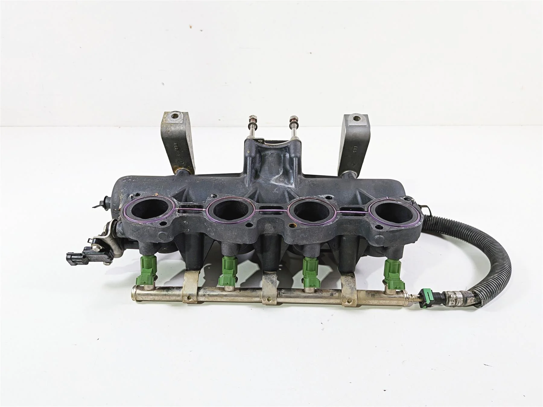 2009 Yamaha Waverunner FX1800 Cruiser Intake Manifold Injectors 6S5-13641-00-00 - Image 4