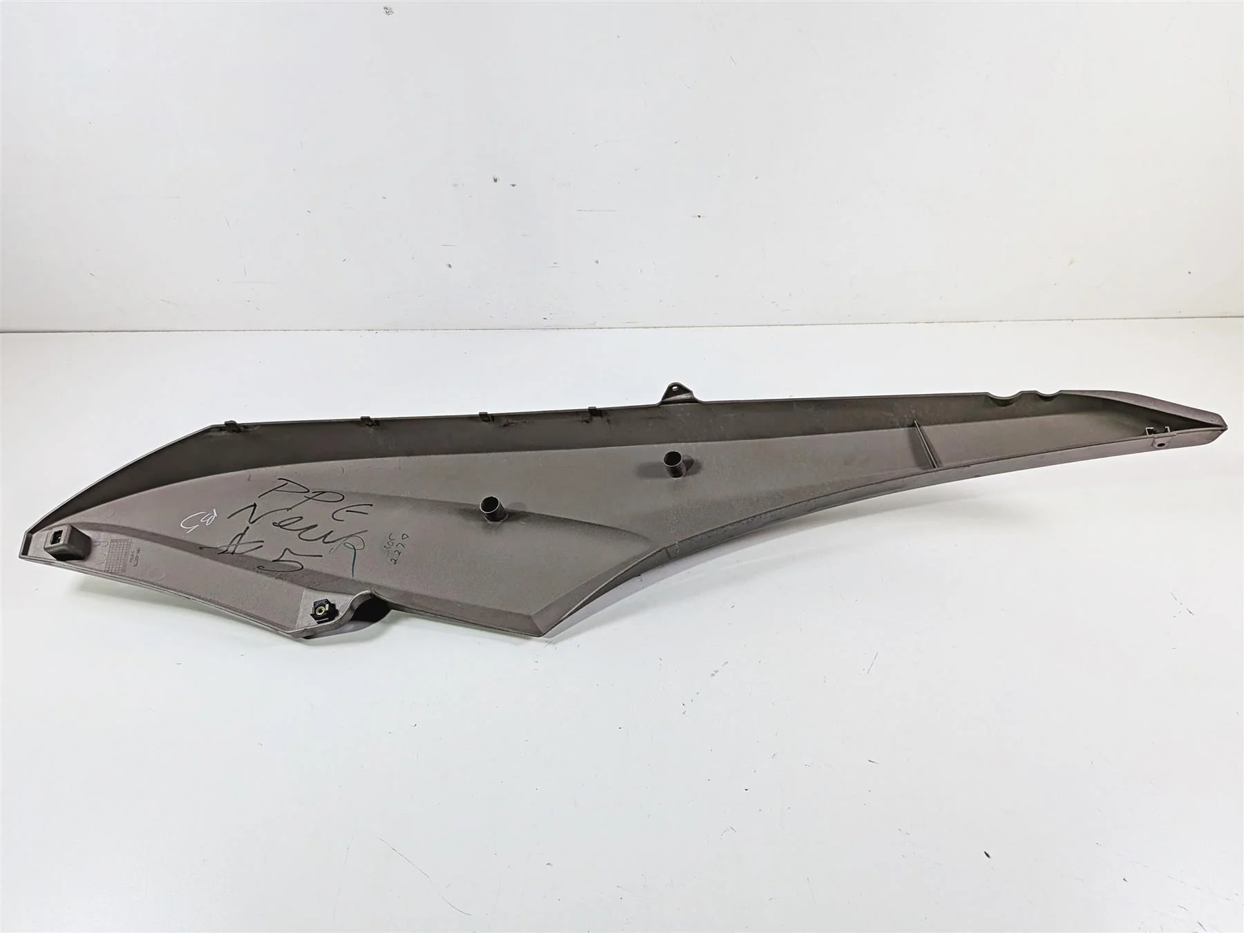 2009 Yamaha Waverunner FX1800 Cruiser Left Side Cover Fairing F1W-U377B - Image 6