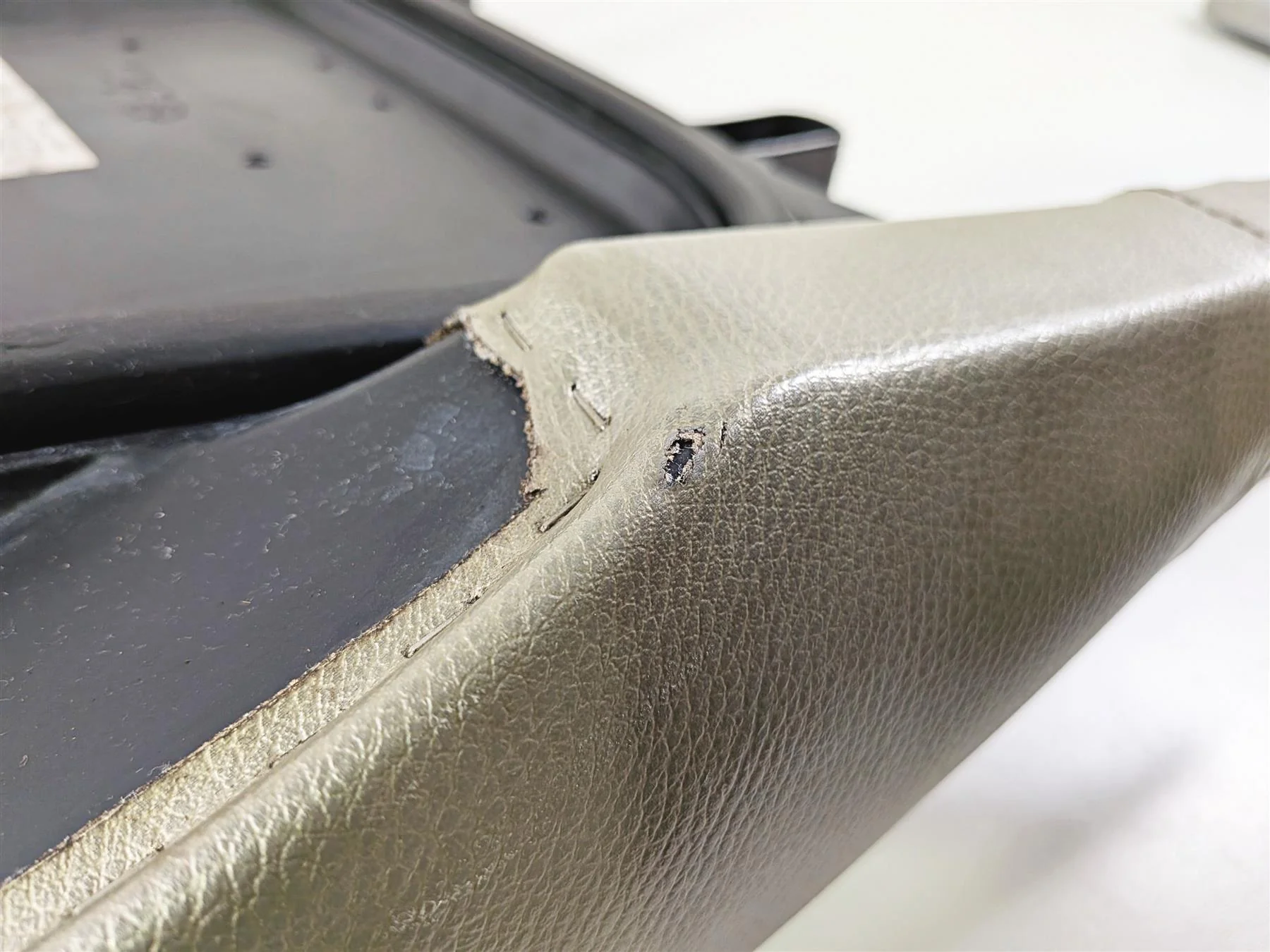 2009 Yamaha Waverunner FX1800 Cruiser Rear Seat Saddle F1B-U372C-00 - Image 11