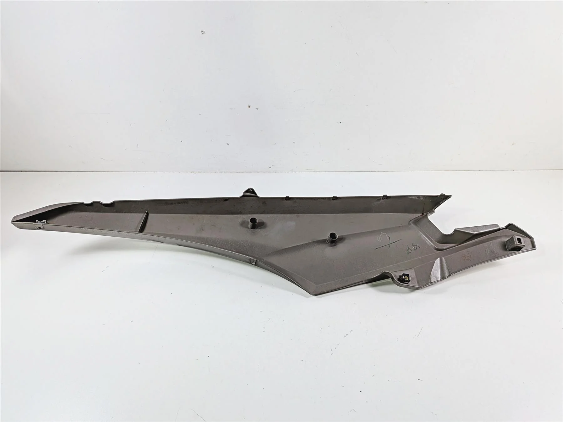 2009 Yamaha Waverunner FX1800 Cruiser Right Side Cover Fairing F1W-U377C - Image 6