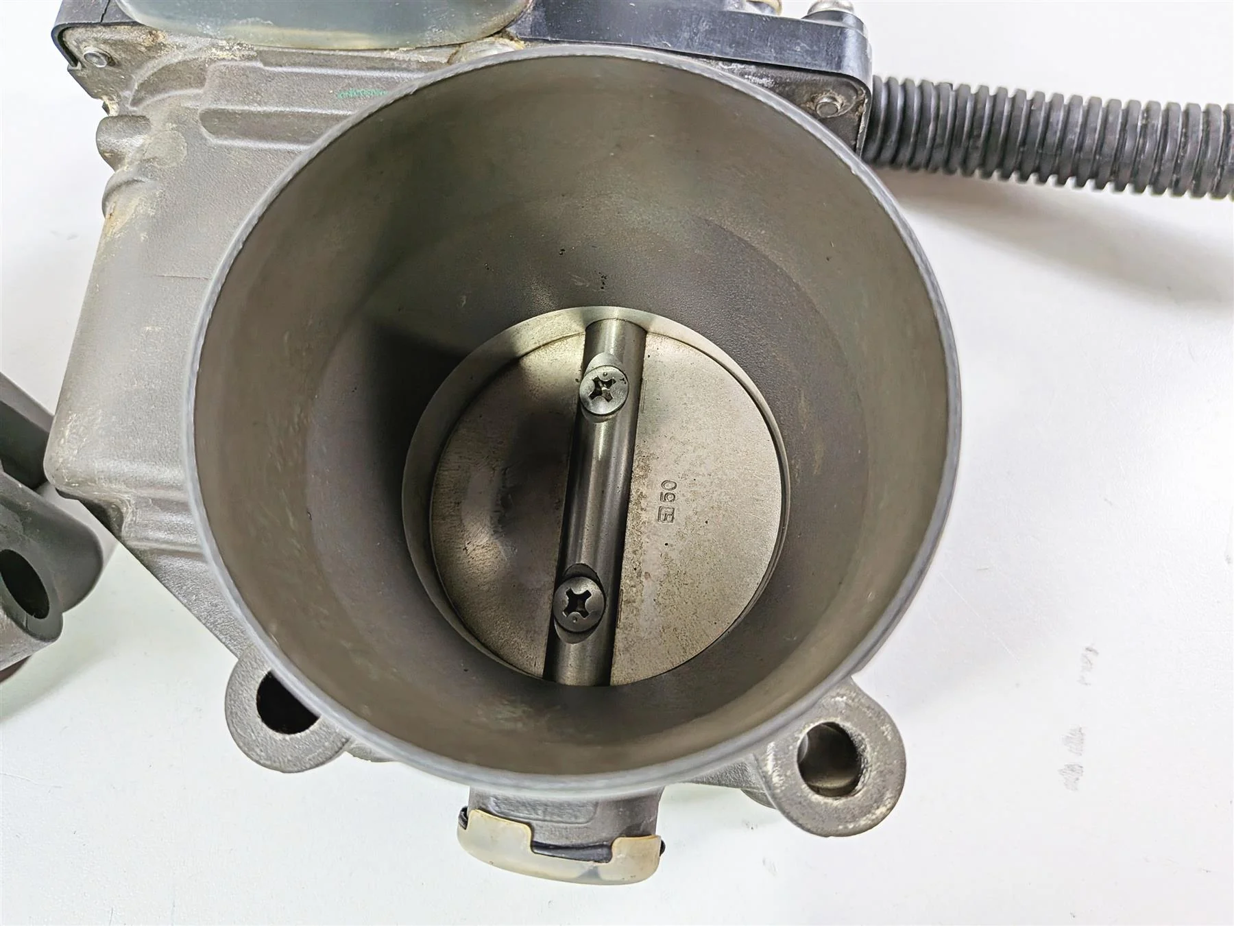 2009 Yamaha Waverunner FX1800 Cruiser Throttle Body Set 6S5-13750-00-00 - Image 10