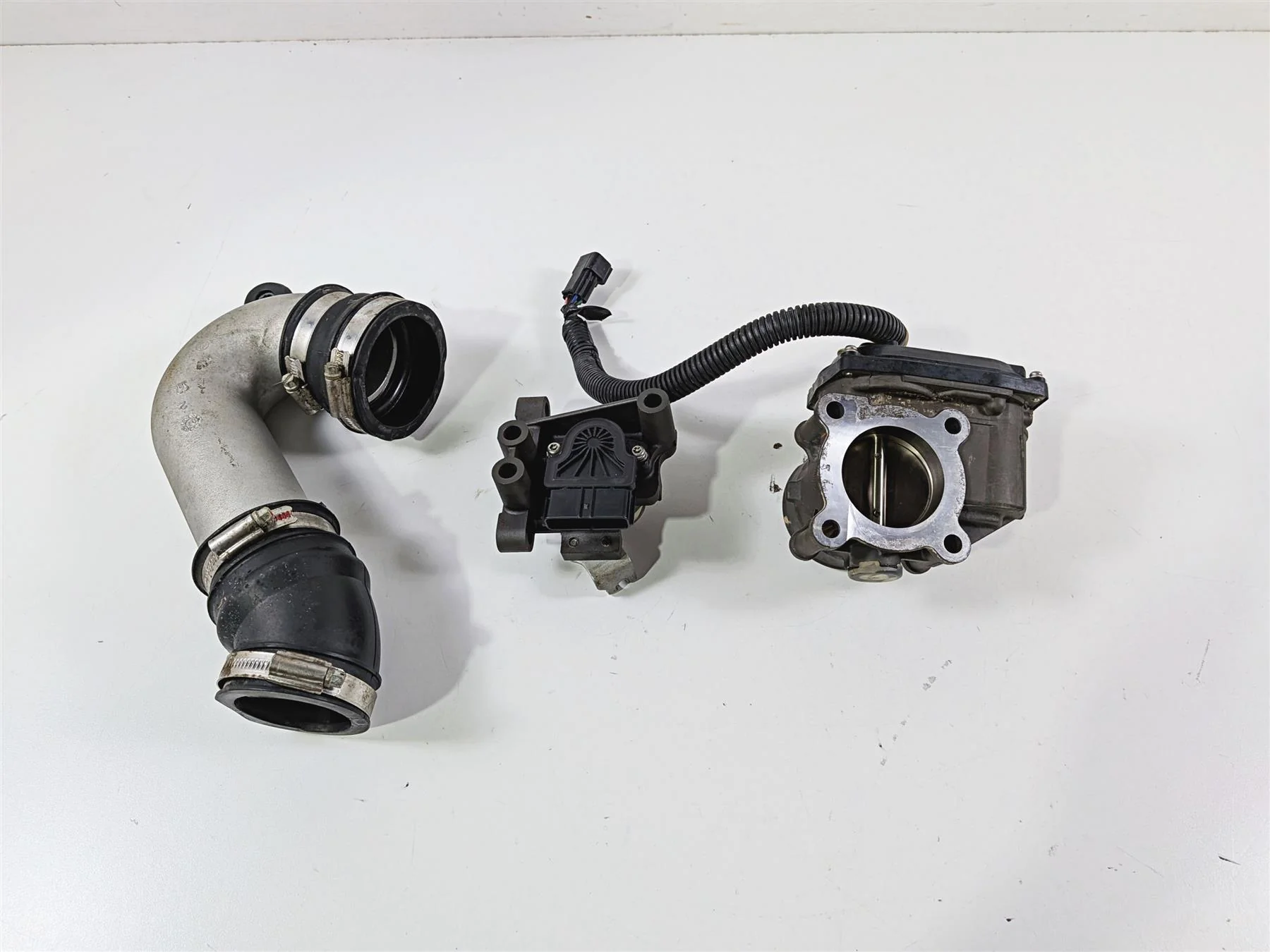 2009 Yamaha Waverunner FX1800 Cruiser Throttle Body Set 6S5-13750-00-00 - Image 6