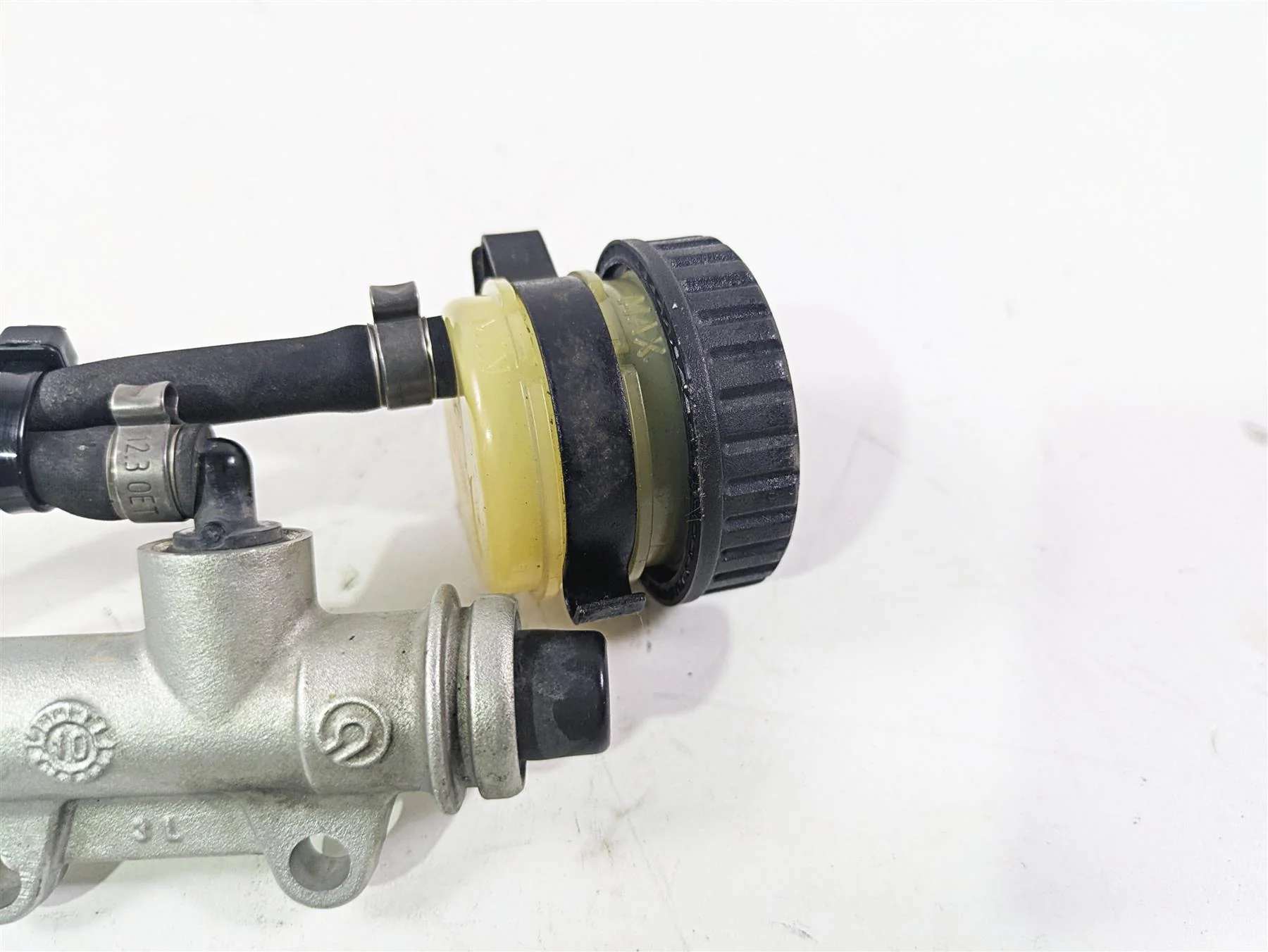 2010 BMW R1200GS K25 Brembo Rear Brake Master Cylinder 14mm 34317699574 - Image 10