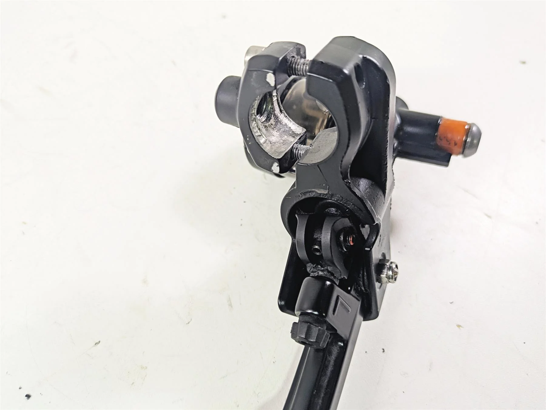 2010 BMW R1200GS K25 Clutch Master Cylinder & Lever 32727728848 - Image 10