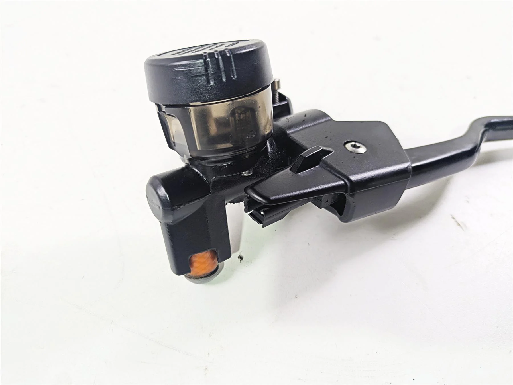 2010 BMW R1200GS K25 Clutch Master Cylinder & Lever 32727728848 - Image 7