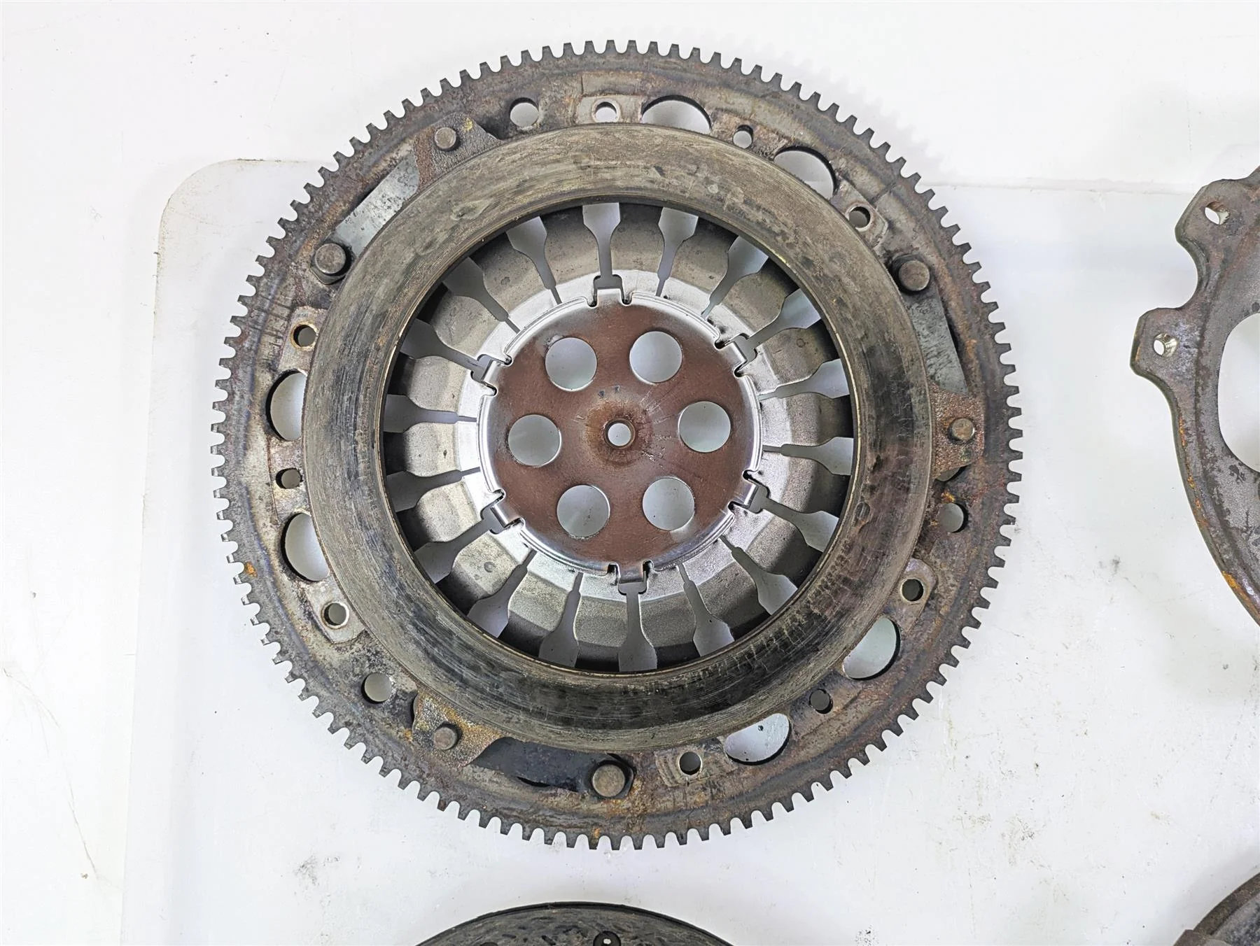 2010 BMW R1200GS K25 Clutch Pressure Plate Friction Disc Set 21217697737 - Image 3