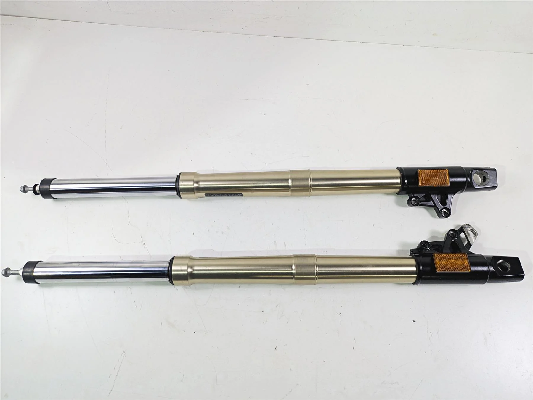2010 BMW R1200GS K25 Front Fork Leg Set -Read 31427707623 31427707624