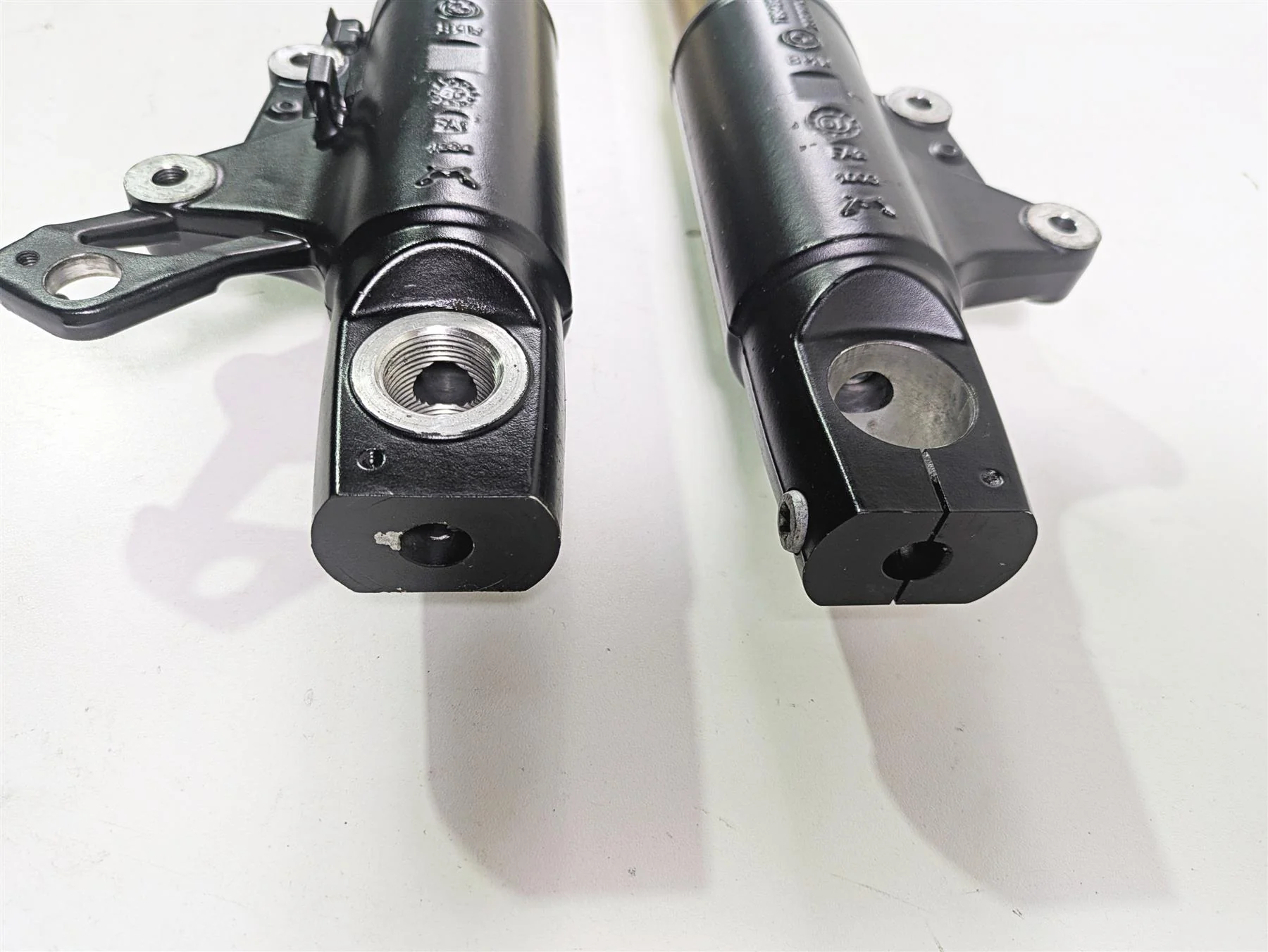 2010 BMW R1200GS K25 Front Fork Leg Set -Read 31427707623 31427707624 - Image 8