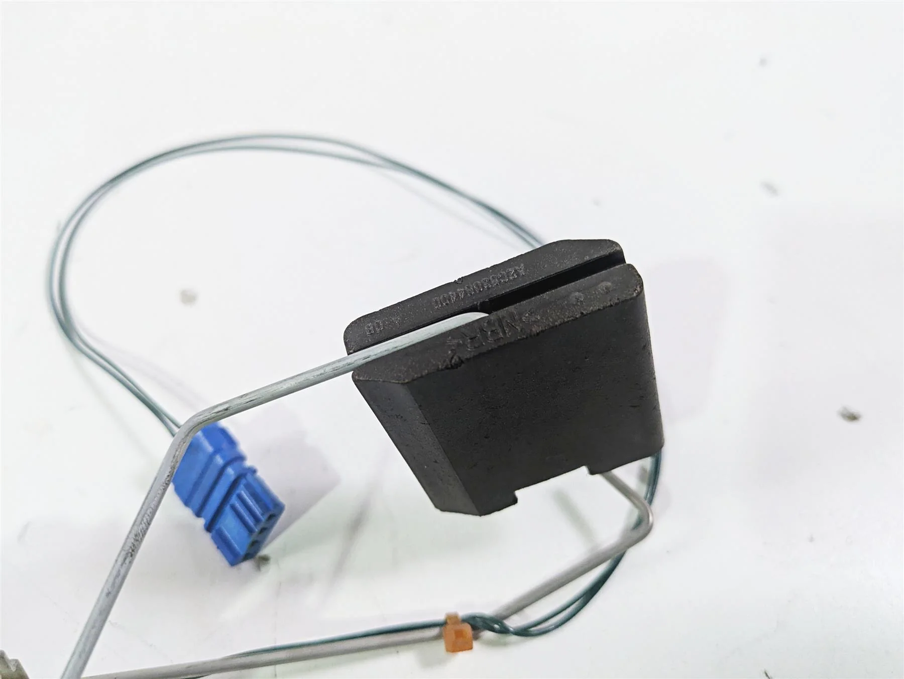 2010 BMW R1200GS K25 Fuel Gas Petrol Level Sensor 16148554065 - Image 10