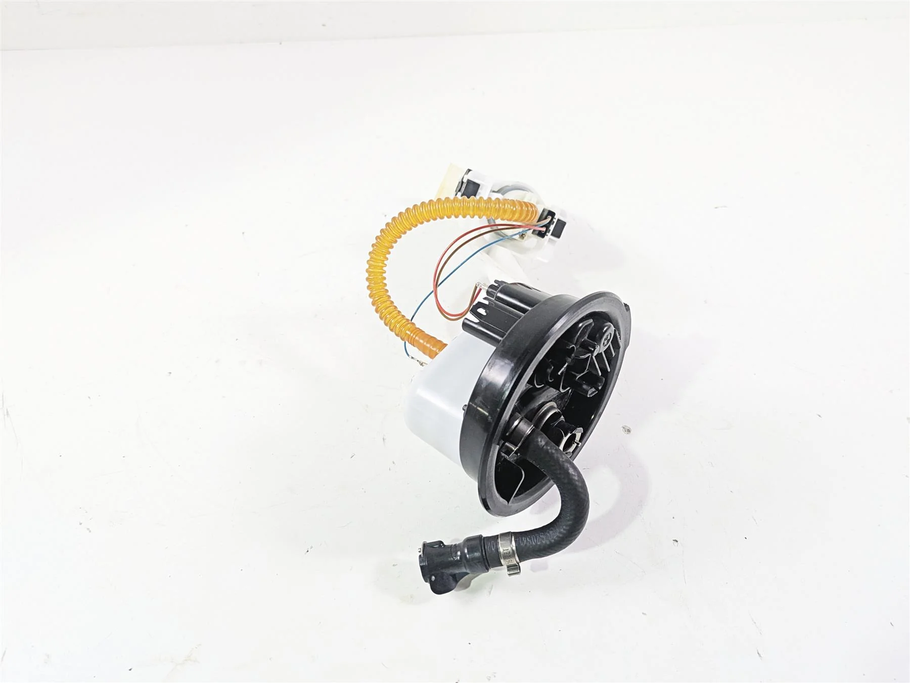2010 BMW R1200GS K25 Fuel Gas Petrol Pump -Tested 16147705376 - Image 2