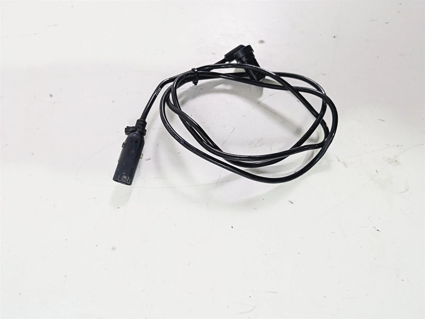 2010 BMW R1200GS K25 Rear Abs Brake Wheel Speed Sensor 34527677824 - Image 2
