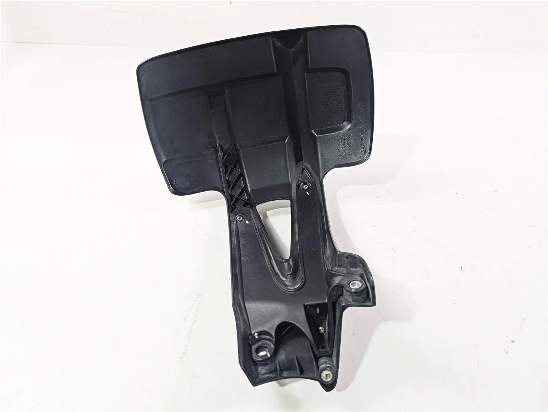 2010 BMW R1200GS K25 Rear Lower Wheel Mud Guard 46627682884 - Image 9