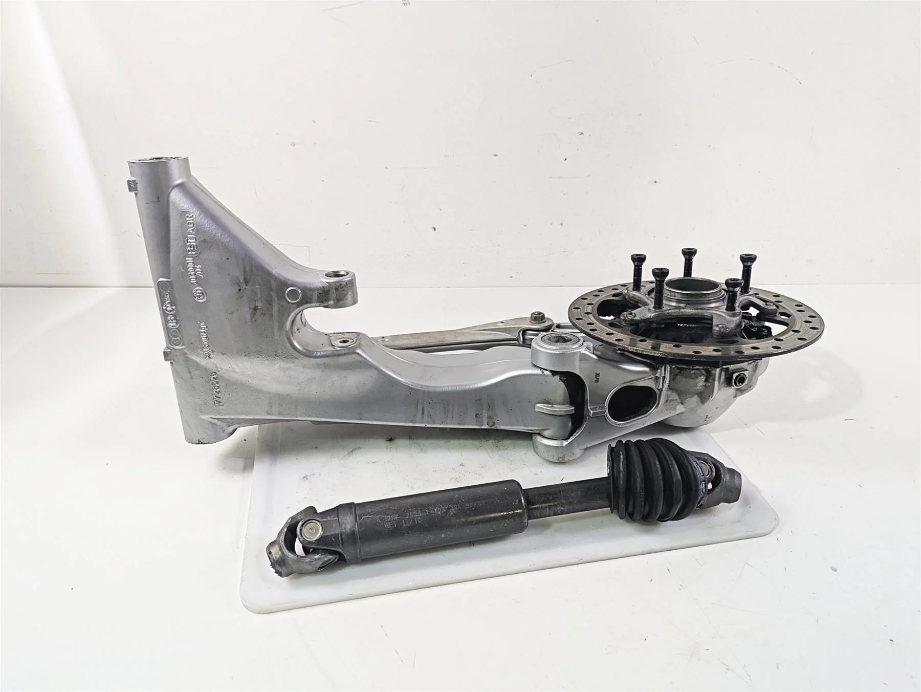 2010 BMW R1200GS K25 Swingarm Differential Drive Shaft 32:11 33117726889 - Image 8