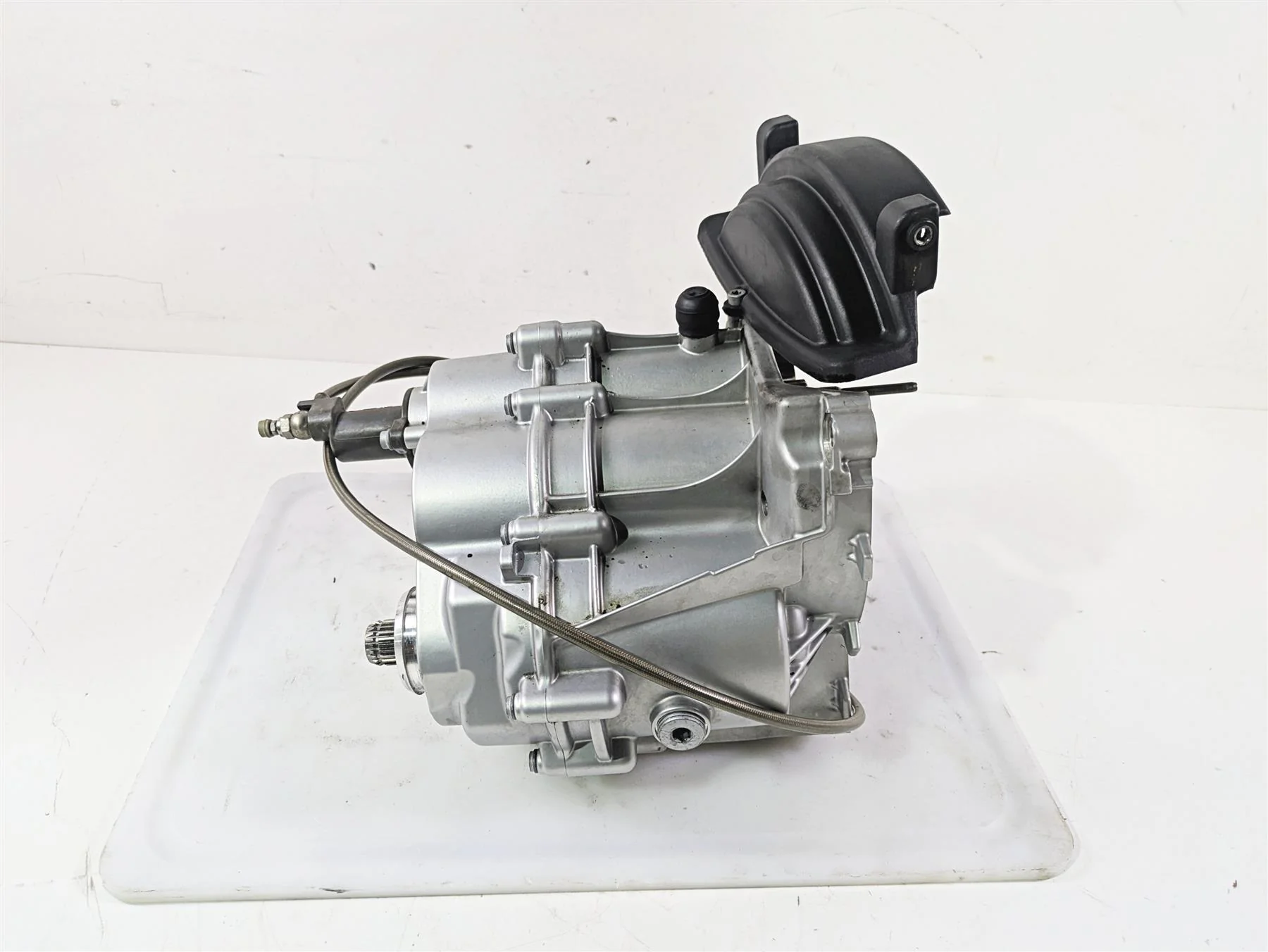 2010 BMW R1200GS K25 Transmission Gear Box & Cover 23007726516 23007721742
