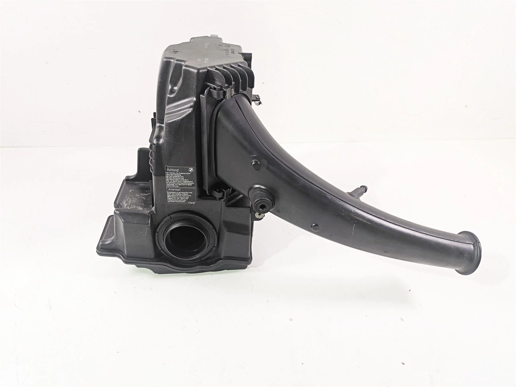 2010 BMW R1200GS K25 Air Box + Tubes & Front Air Ram 13717720354