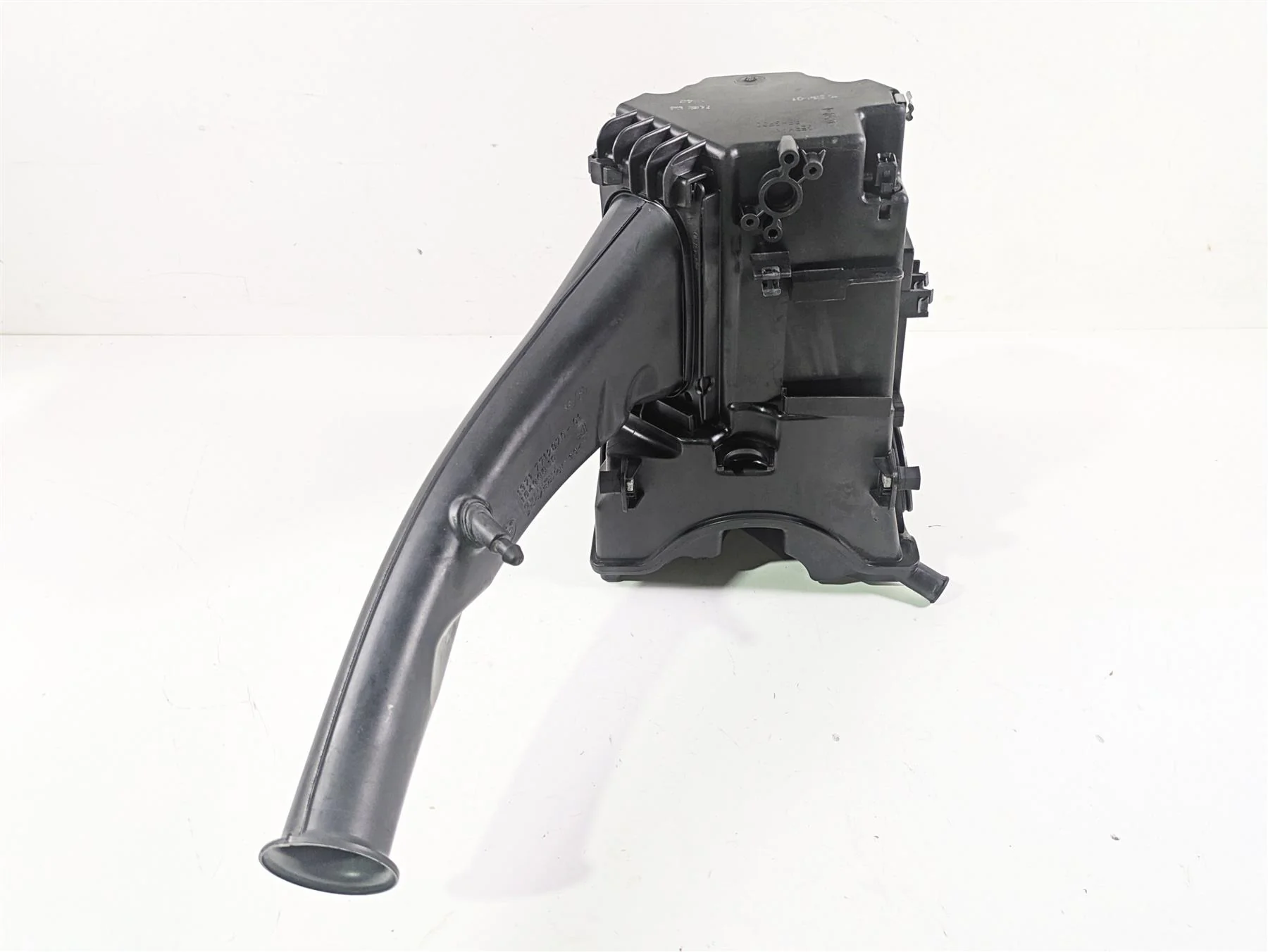 2010 BMW R1200GS K25 Air Box + Tubes & Front Air Ram 13717720354 - Image 2