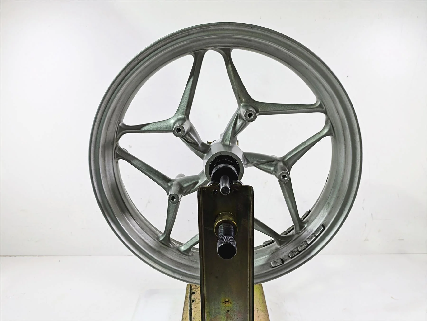 2010 BMW R1200RT K26 17x3.5 Front Wheel Rim - Read 36317696159 - Image 4