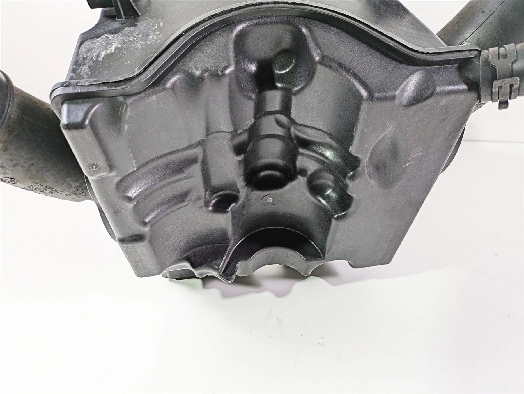 2010 BMW R1200RT K26 Air Box Breather Filter & Tubes  13717720045 - Image 10