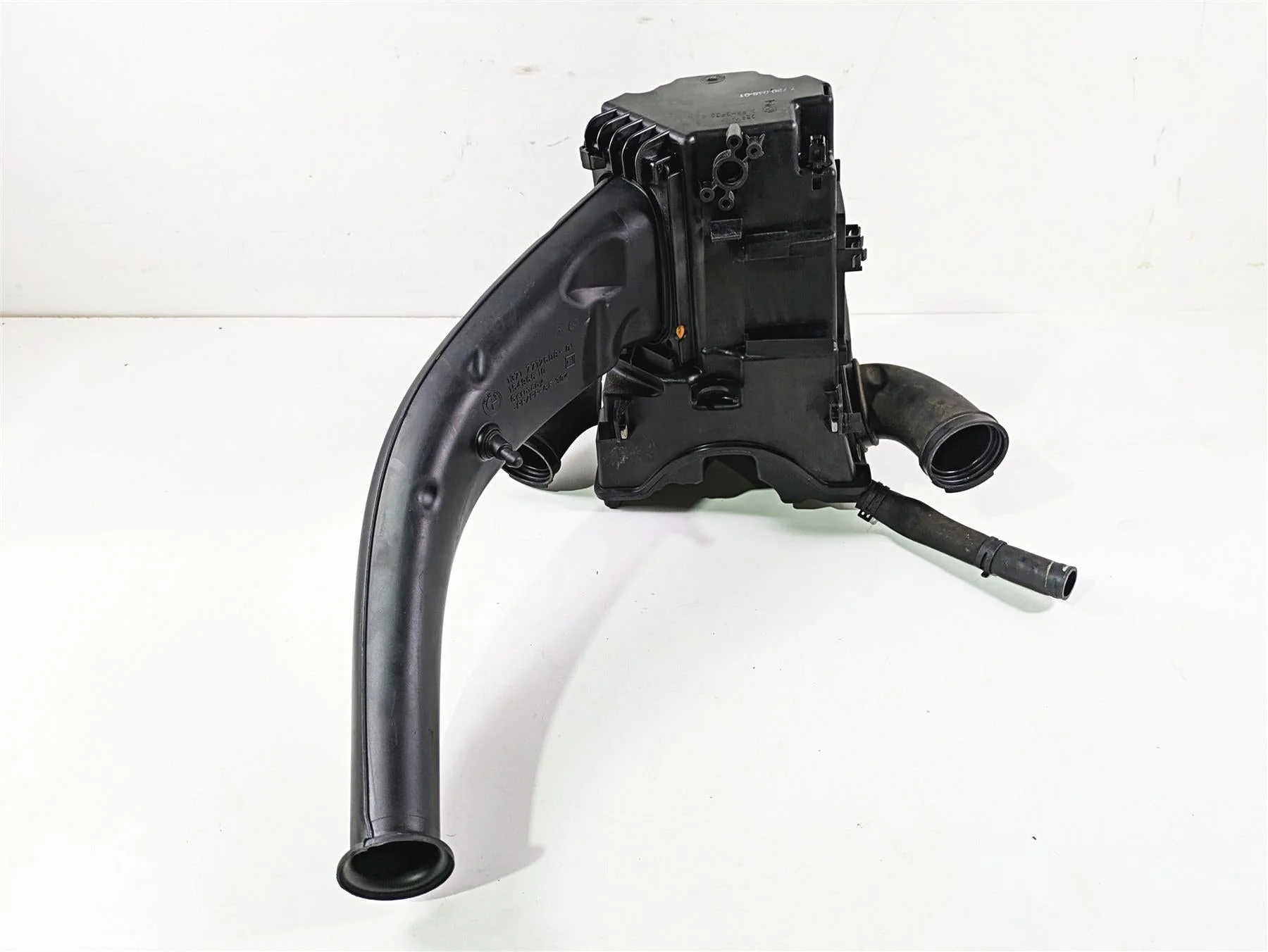2010 BMW R1200RT K26 Air Box Breather Filter & Tubes  13717720045 - Image 4