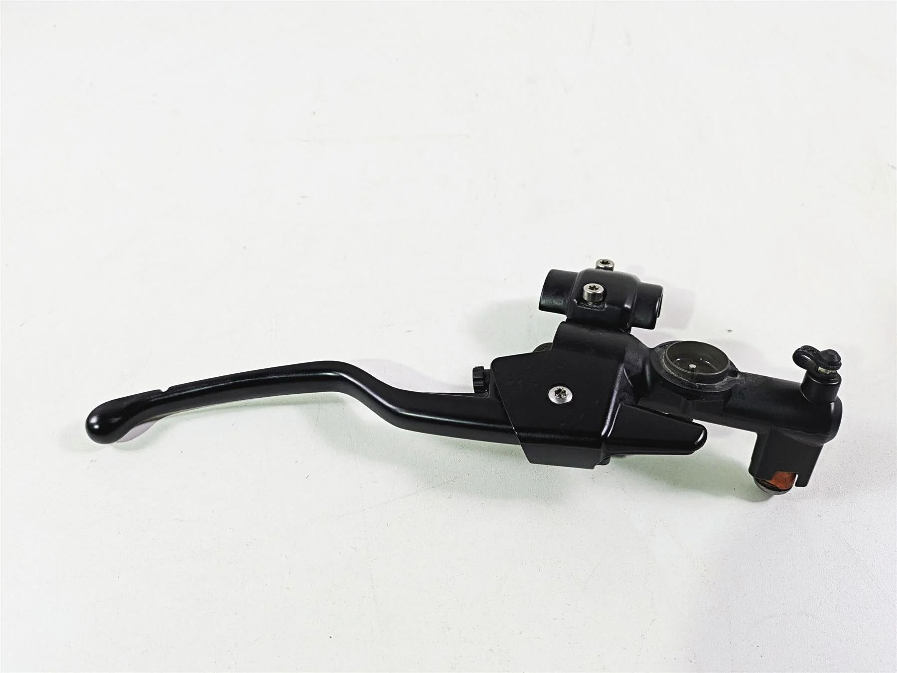2010 BMW R1200RT K26 Front Brake Master Cylinder + Lever 32727727306 - Image 3