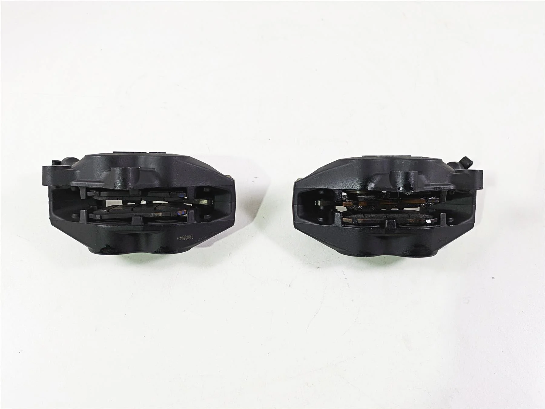 2010 BMW R1200RT K26 Front Brembo Brake Caliper Set 34117711438 34117711439 - Image 10