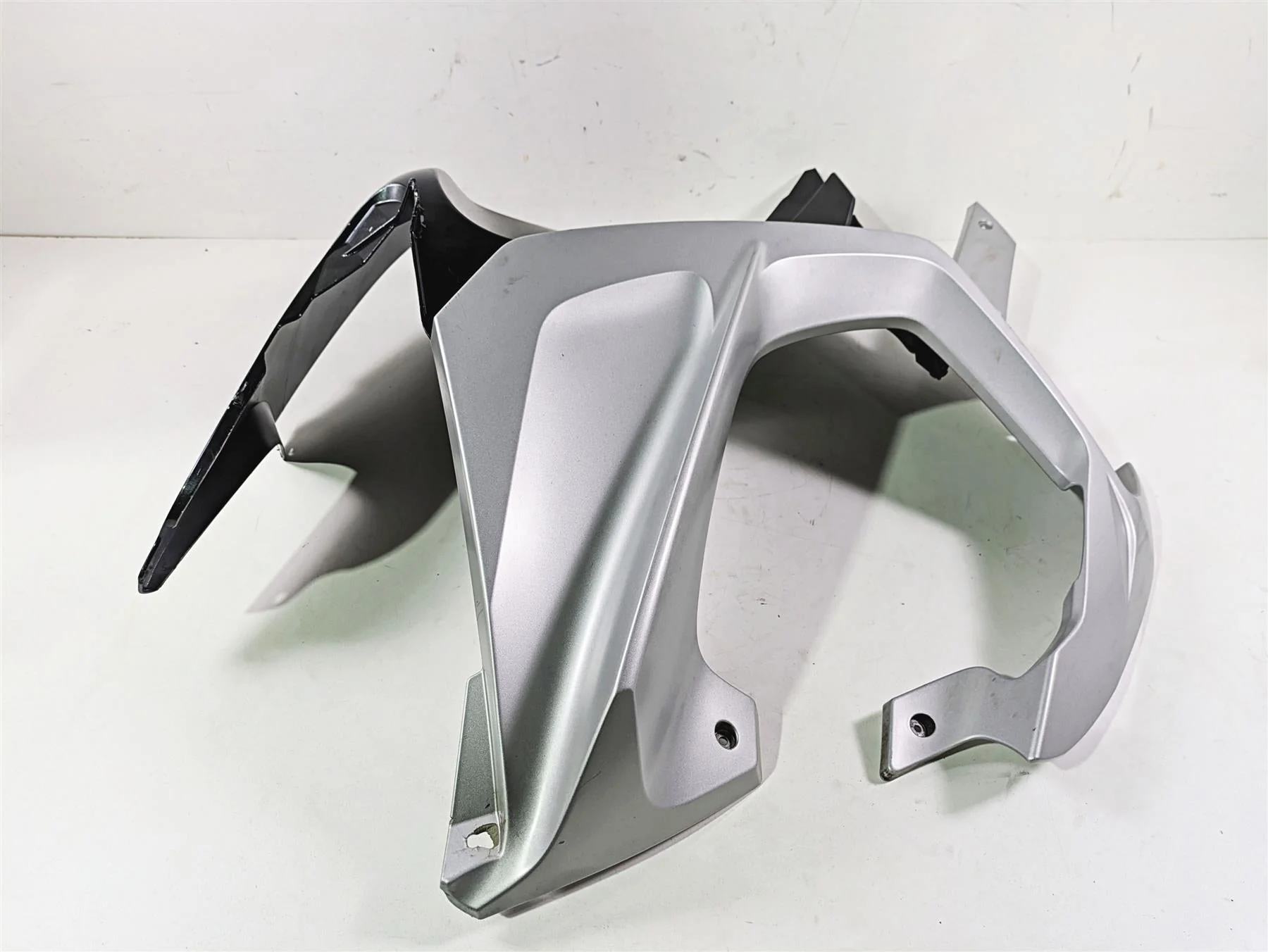 2010 BMW R1200RT K26 Left Main Side Fairing Cover - Read 46637681053 40852156090 - Image 2
