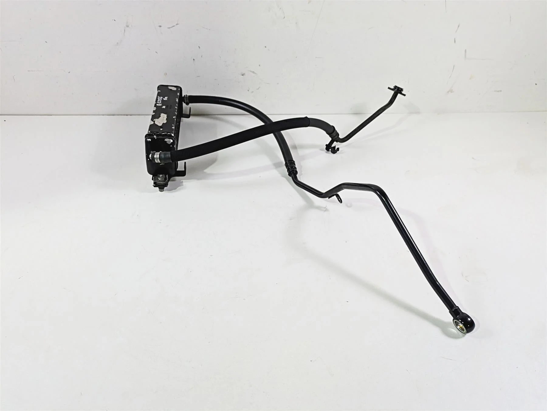 2010 BMW R1200RT K26 Oil Cooler & Lines Hoses 17217677364 - Image 2