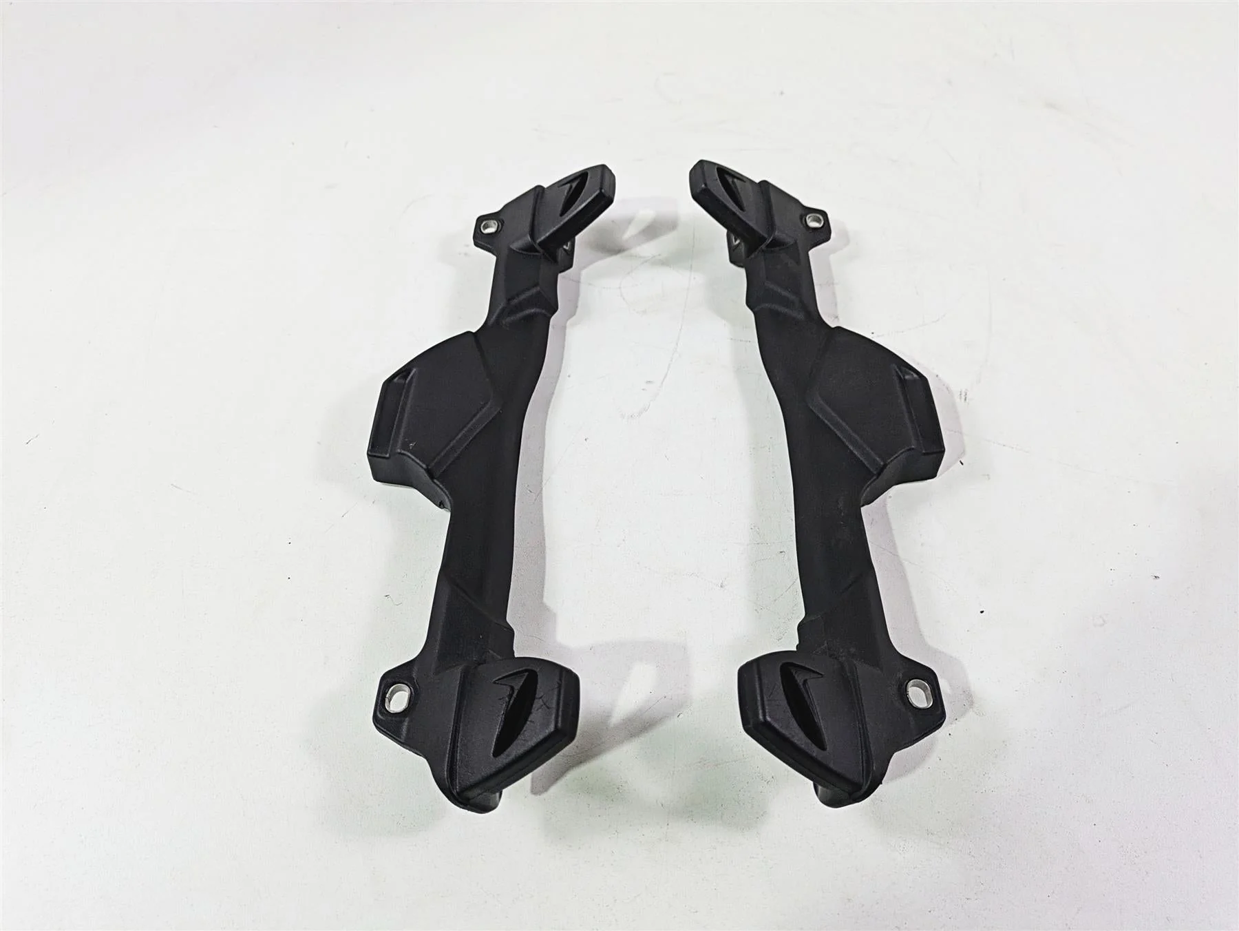 2010 BMW R1200RT K26 Saddlebag Holder Bracket Mount Set 46547699903 46547699904 - Image 12