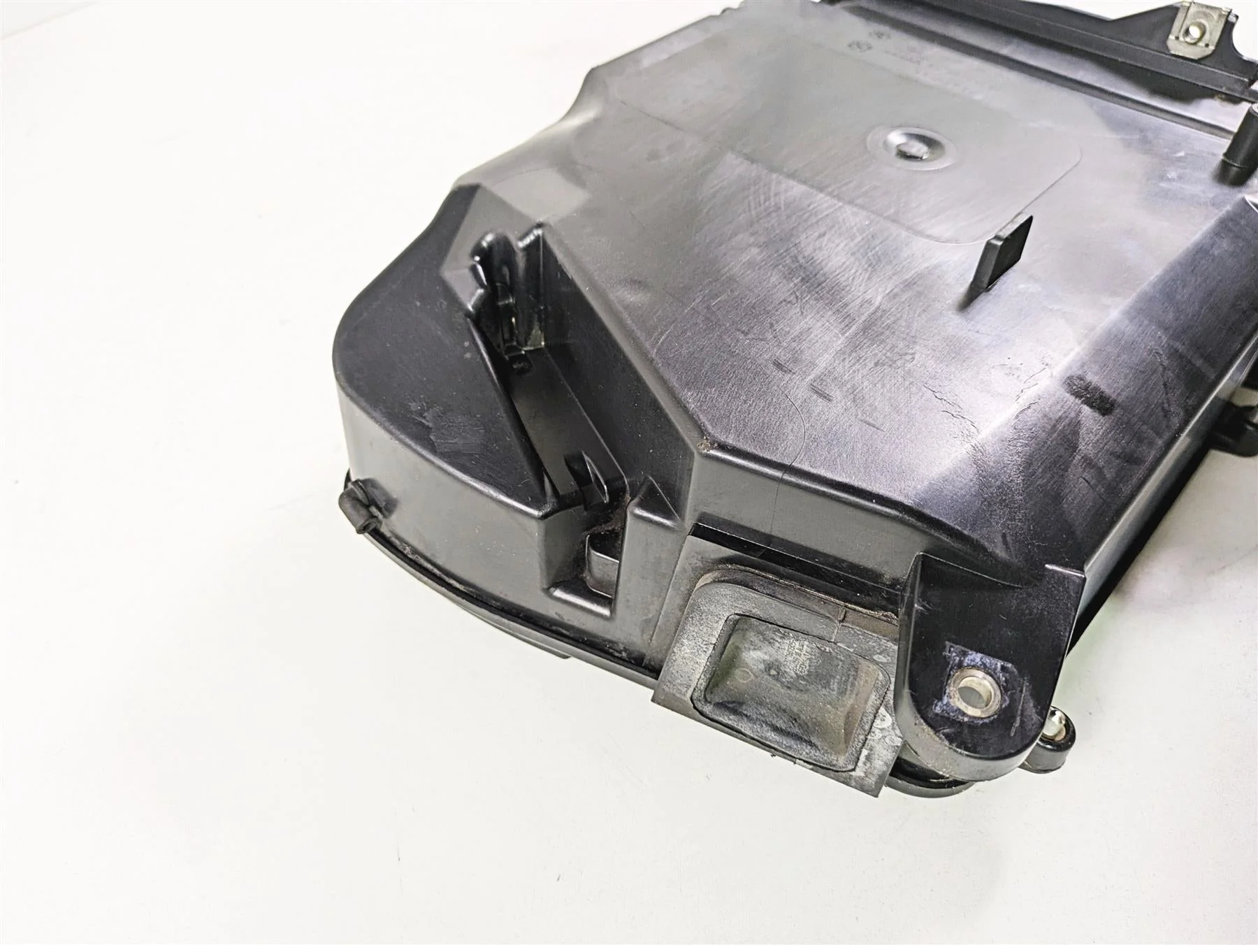 2010 BMW R1200RT K26 Storage Compartment Box - Read 46637681544 - Image 10