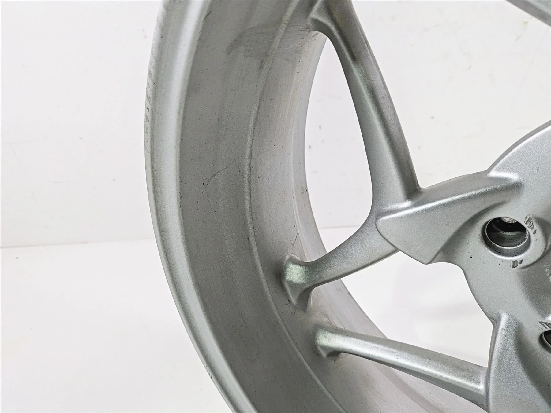 2010 BMW R1200RT K26 Straight 17x5.5 Rear Wheel Rim 36317683070 - Image 10