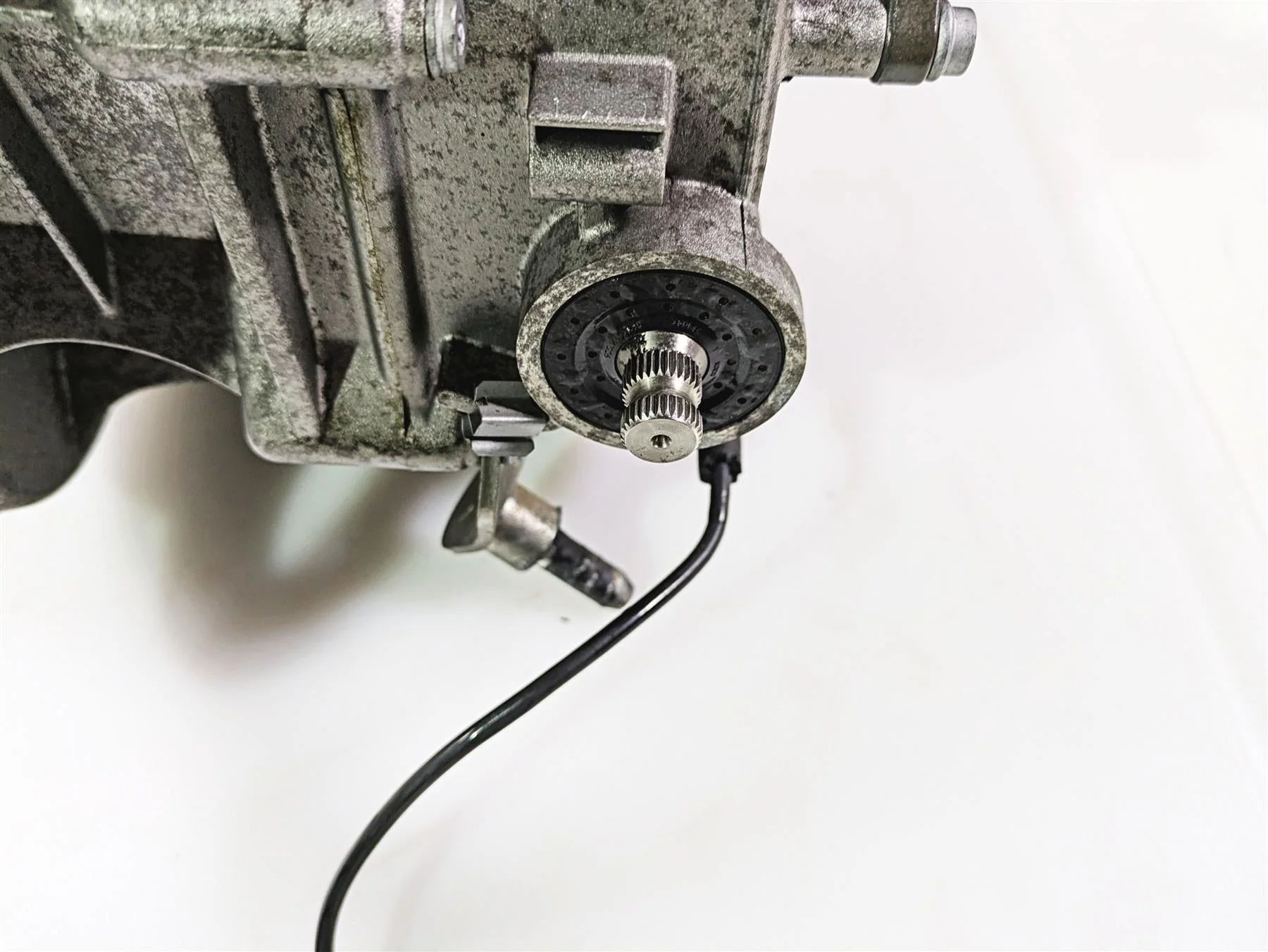 2010 BMW R1200RT K26 Transmission Gear Box SAC Type 427 - Read 23008522805 - Image 4