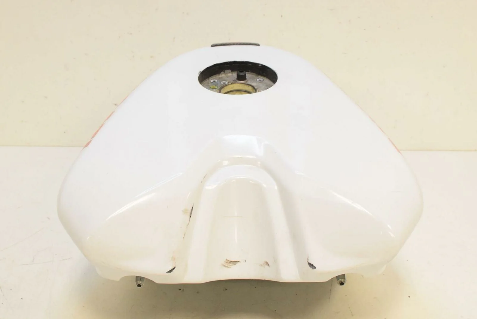 2010 Ducati 848 White Fuel Gas Petrol Tank  58611602 - Image 2