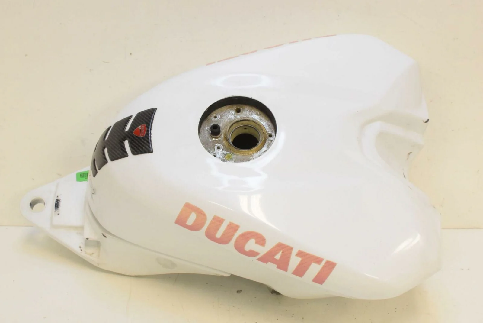 2010 Ducati 848 White Fuel Gas Petrol Tank  58611602 - Image 4